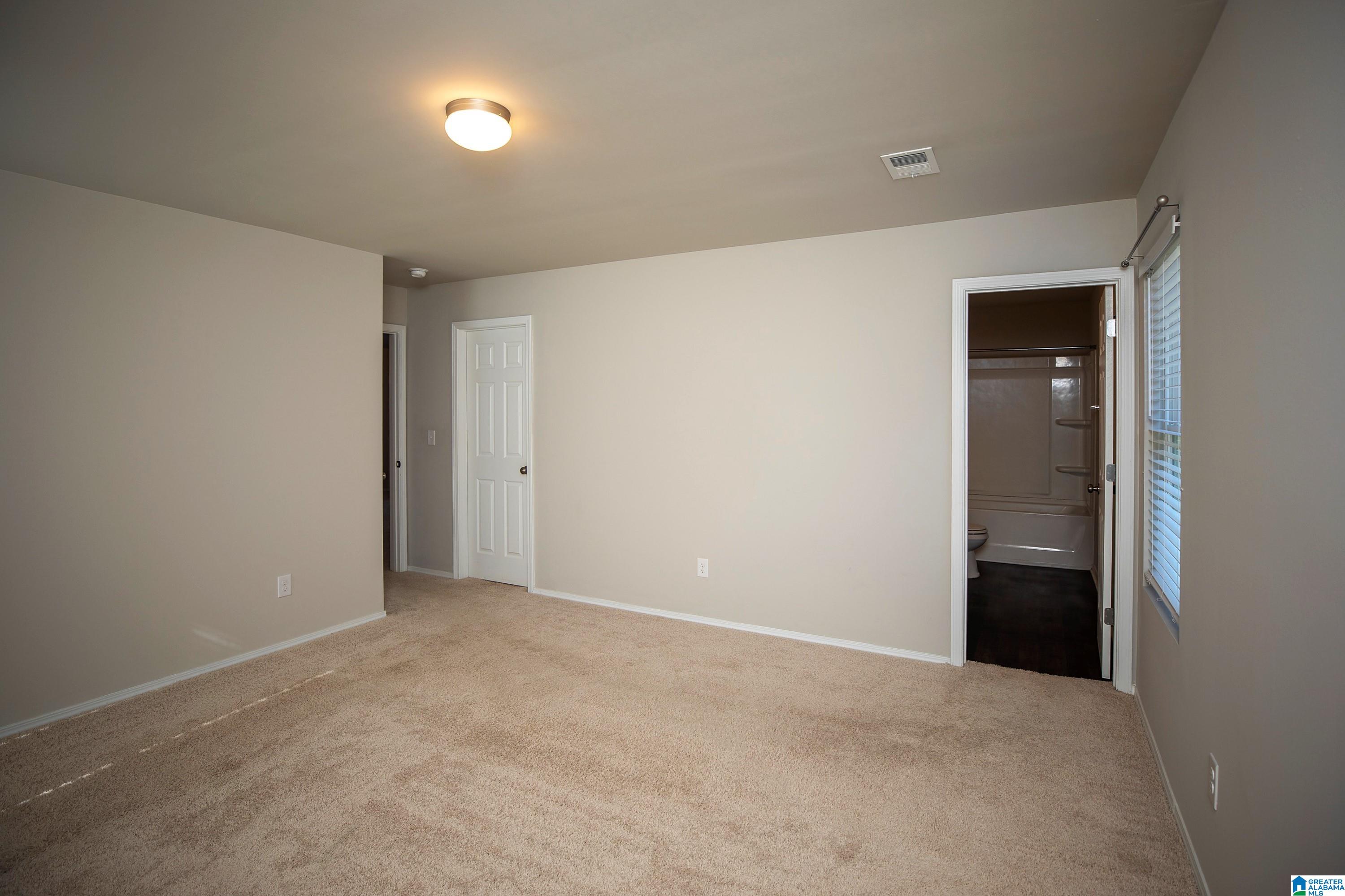 518 FOX RUN LANE