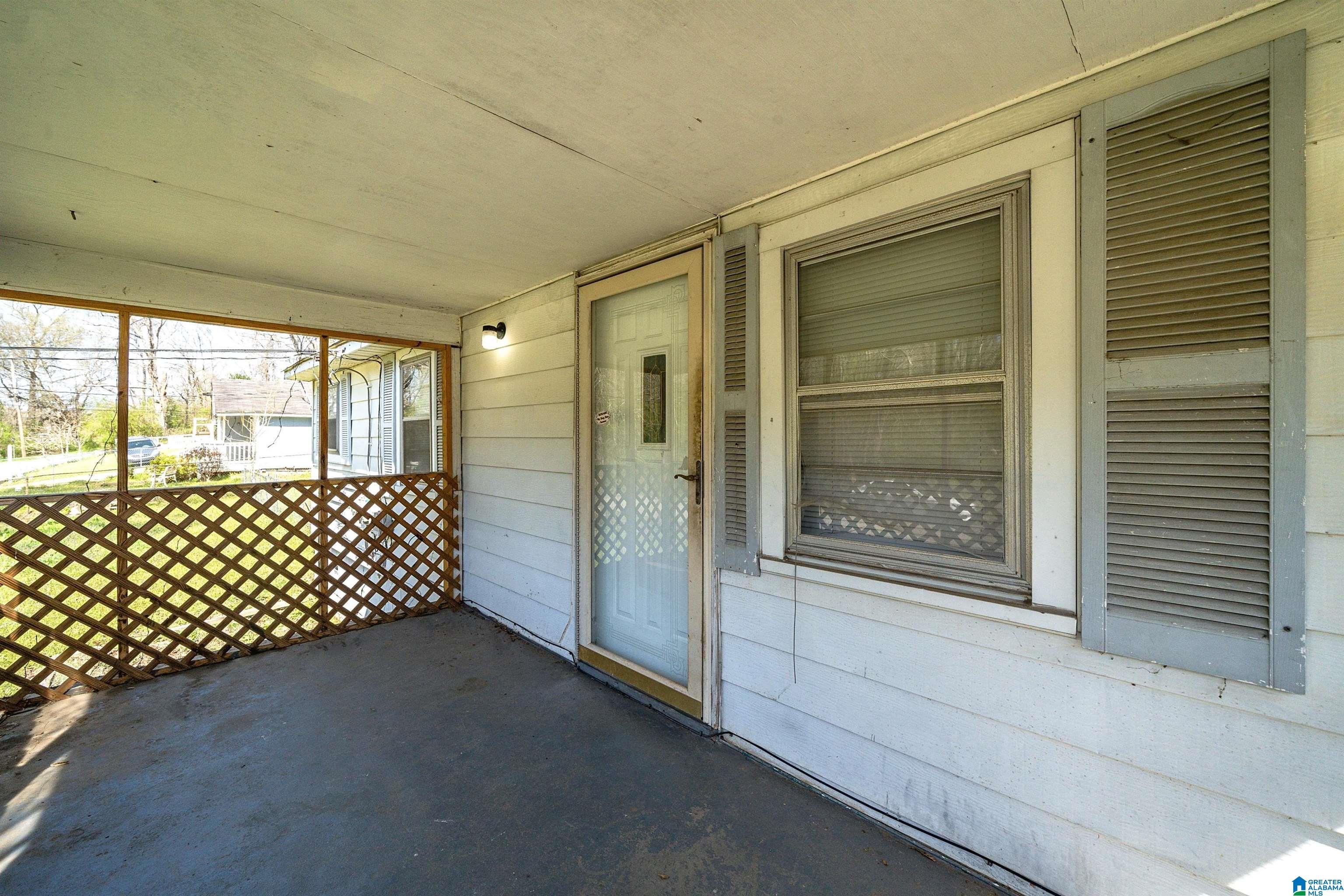 825 SYCAMORE STREET