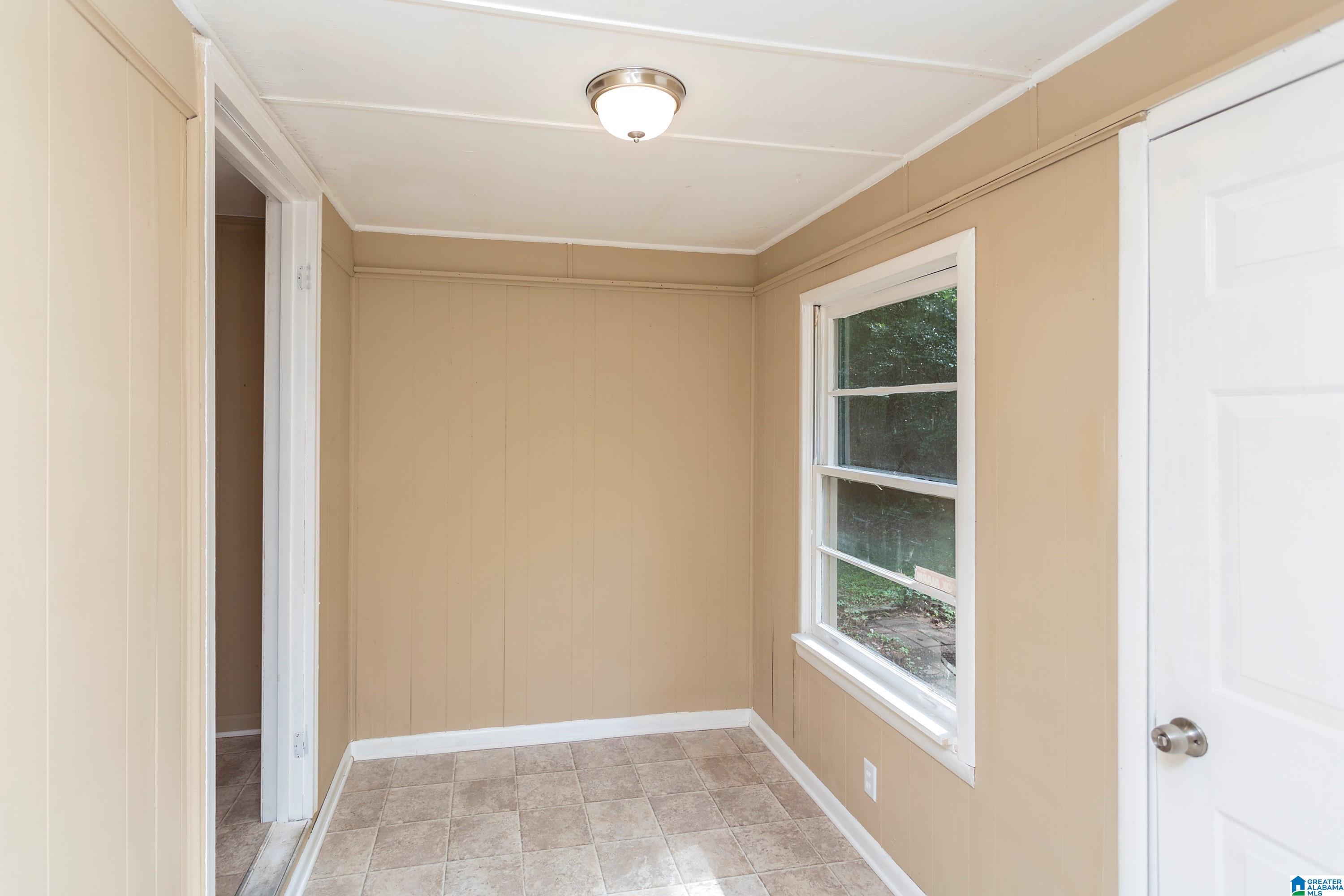 812 HAGWOOD ROAD