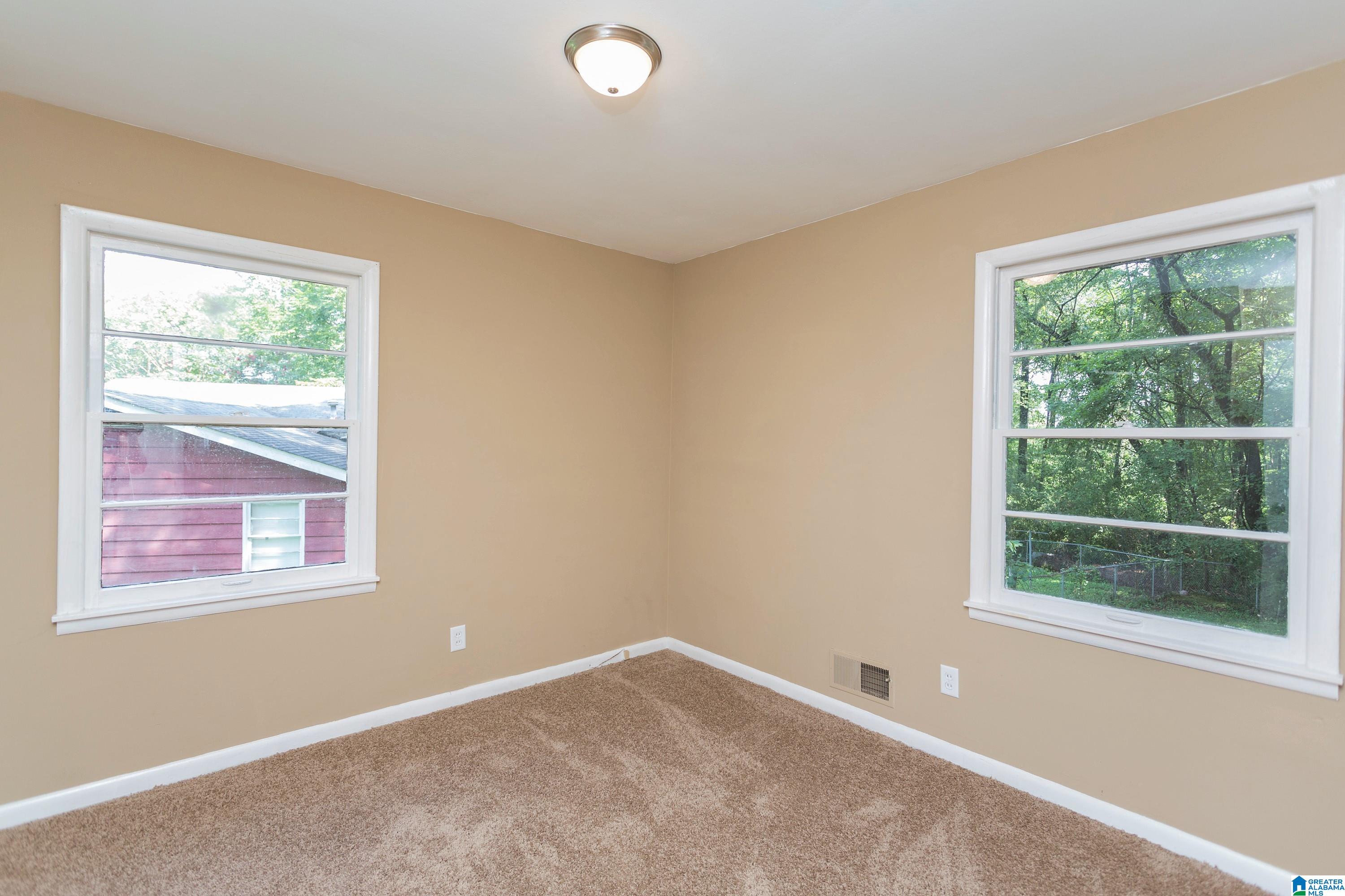 812 HAGWOOD ROAD