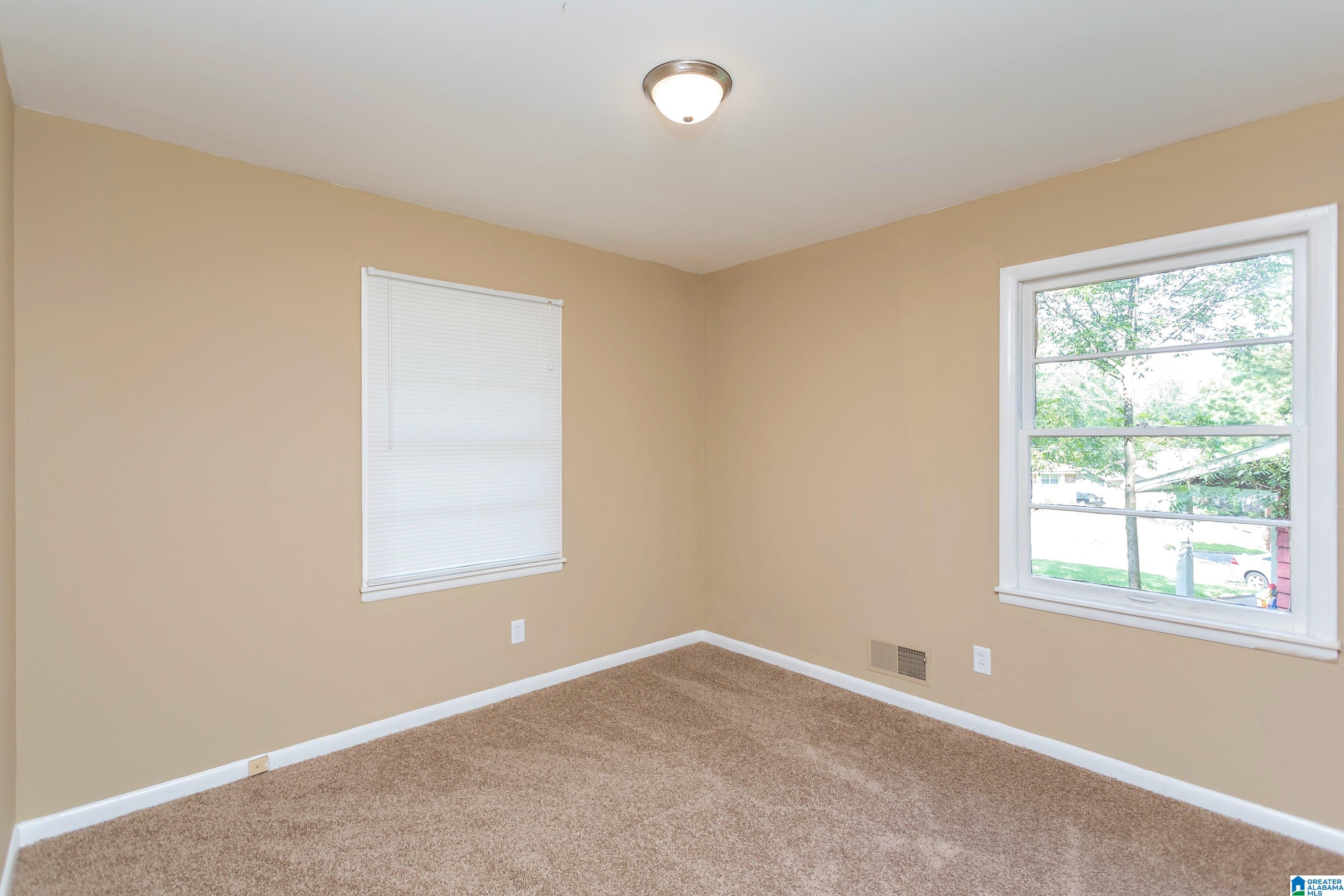 812 HAGWOOD ROAD