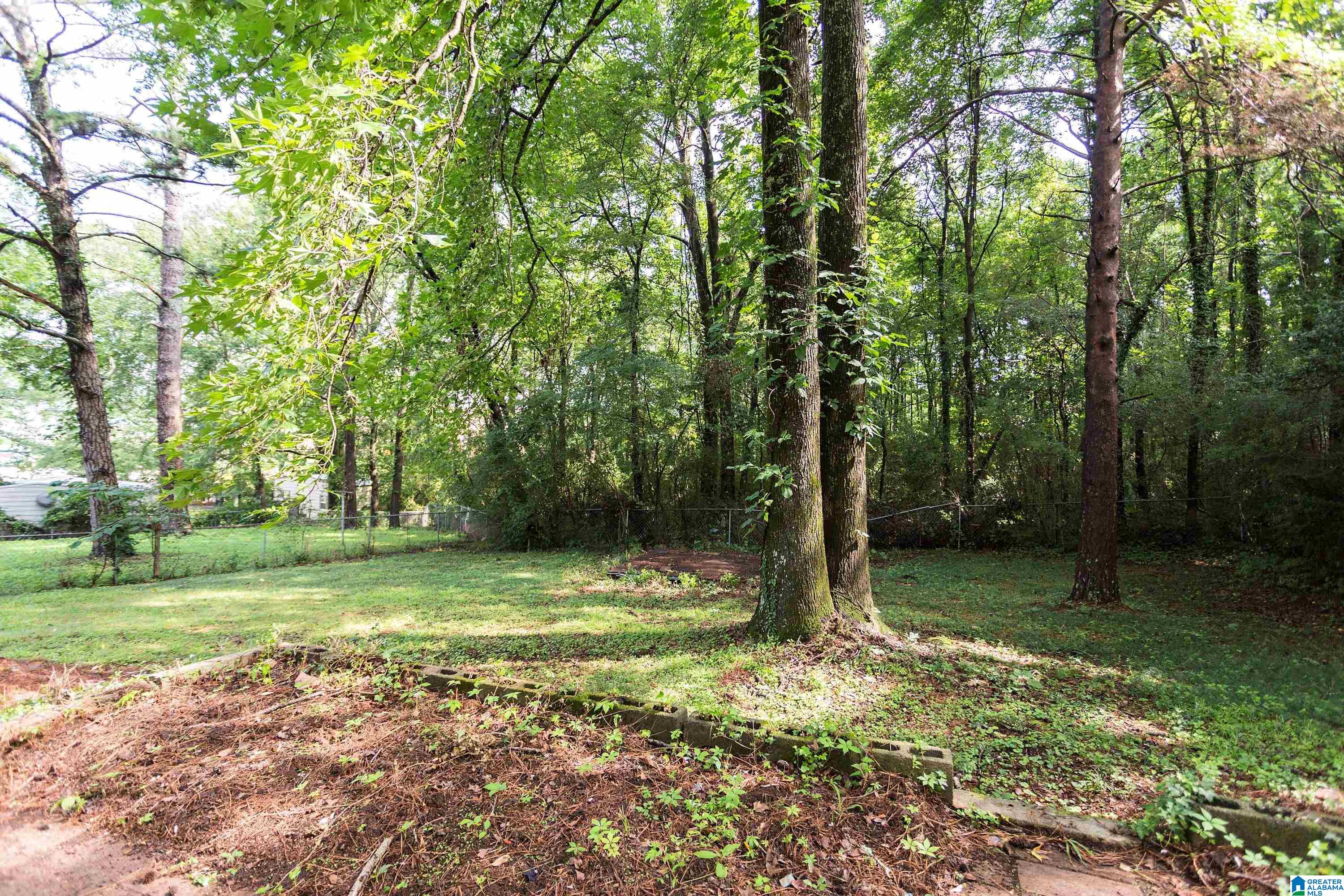 812 HAGWOOD ROAD