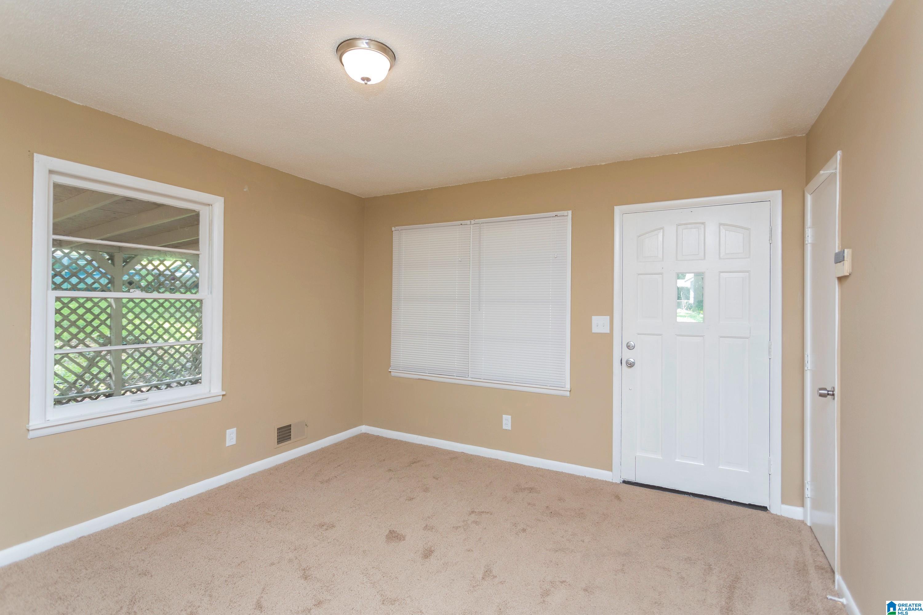 812 HAGWOOD ROAD