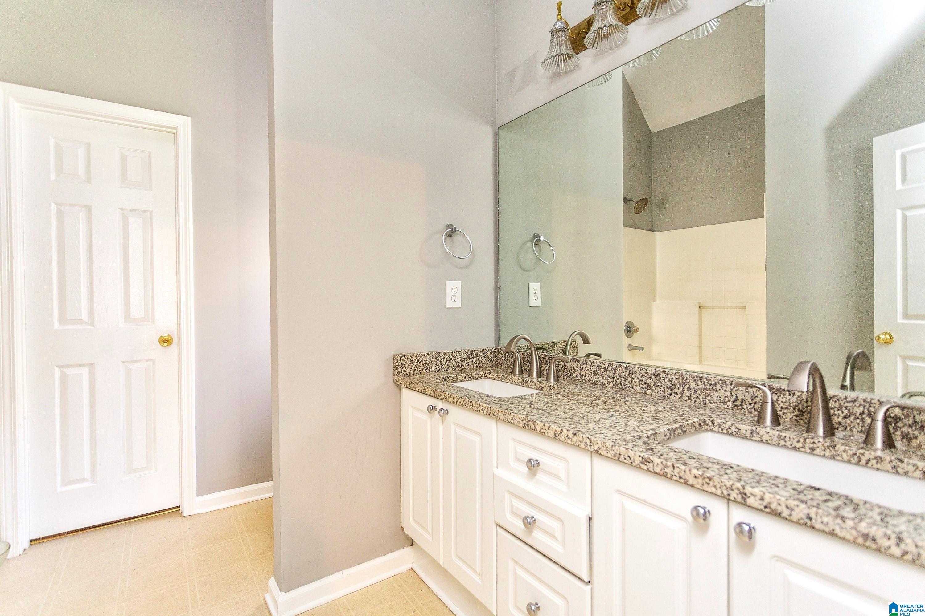 9022 BROOKLINE LANE