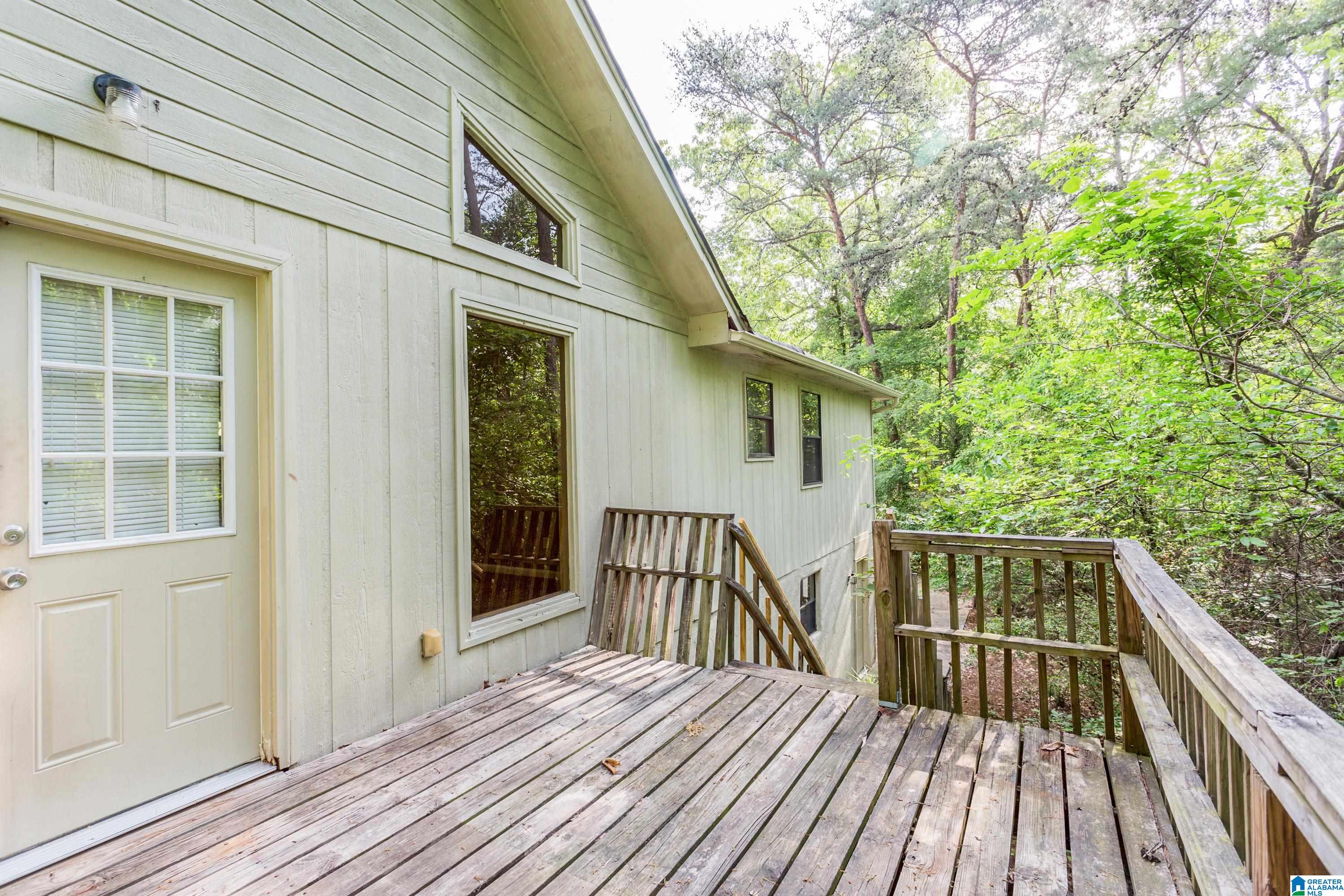 1101 MERCURY LANE