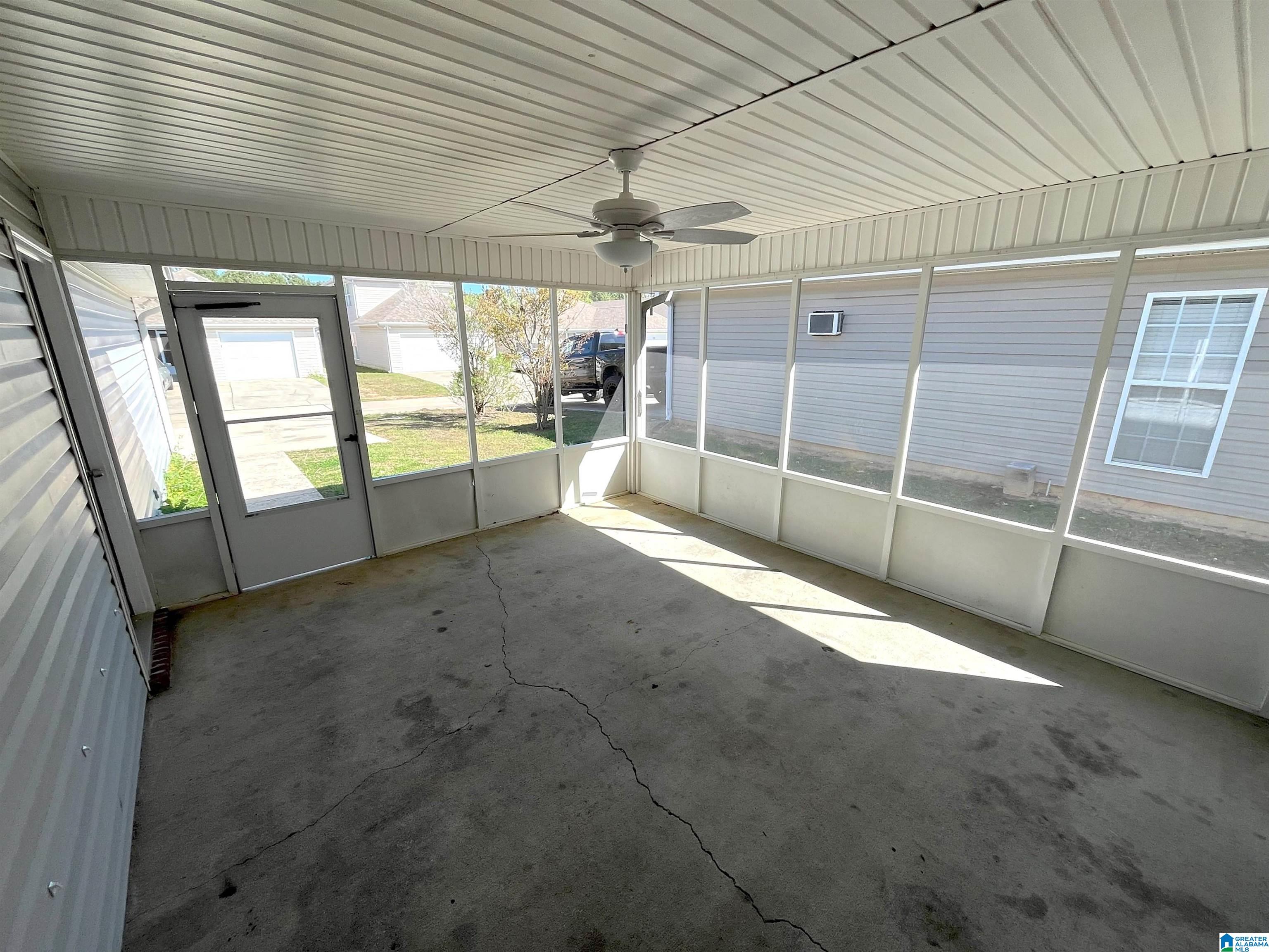 2095 VILLAGE LANE