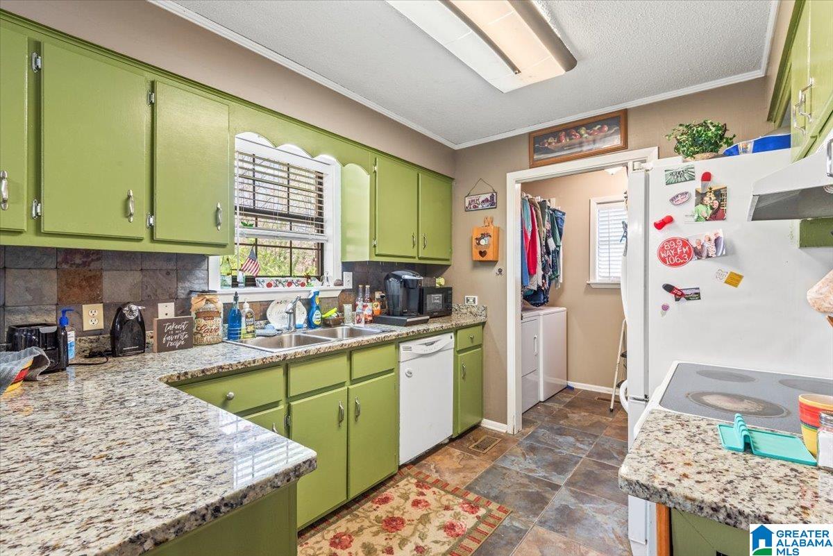 Homes for sale in Jasper, AL | 1302 Janna Street, Jasper, AL 35504 | MLS# 21381131