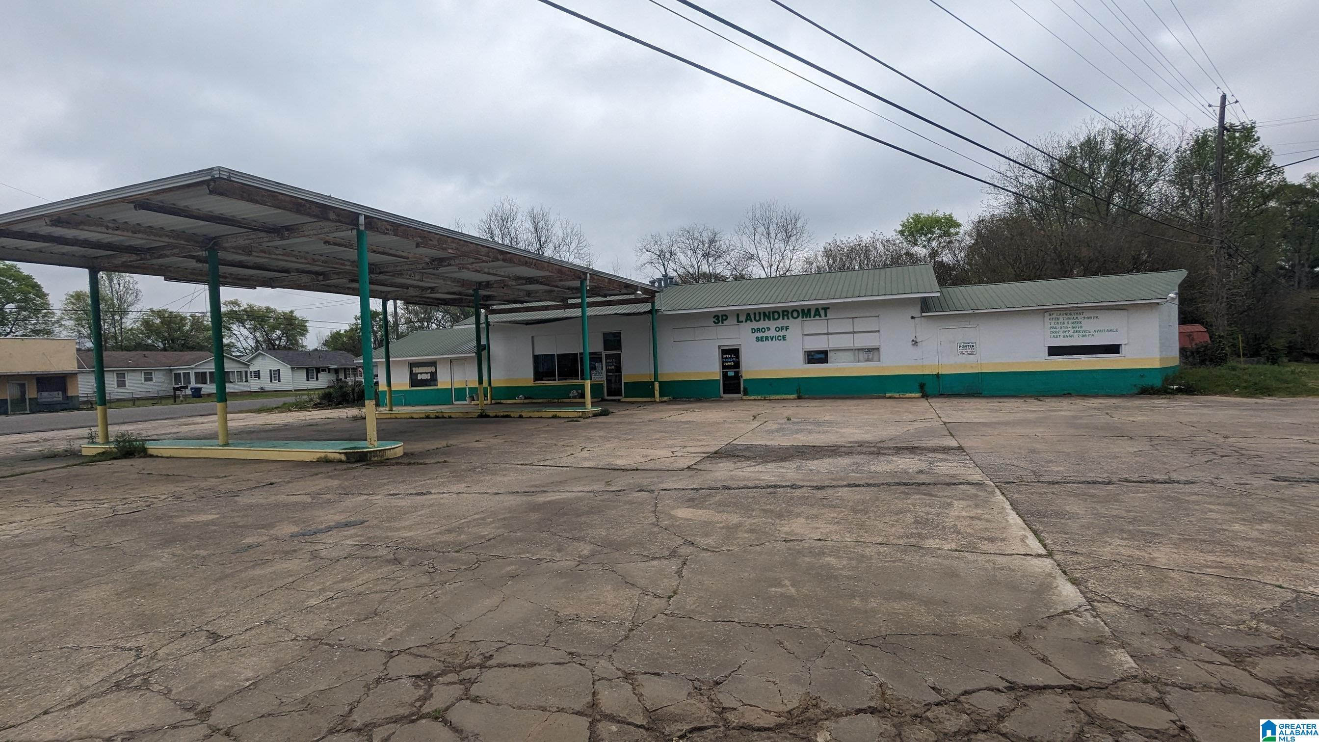 602 BROADWAY AVENUE