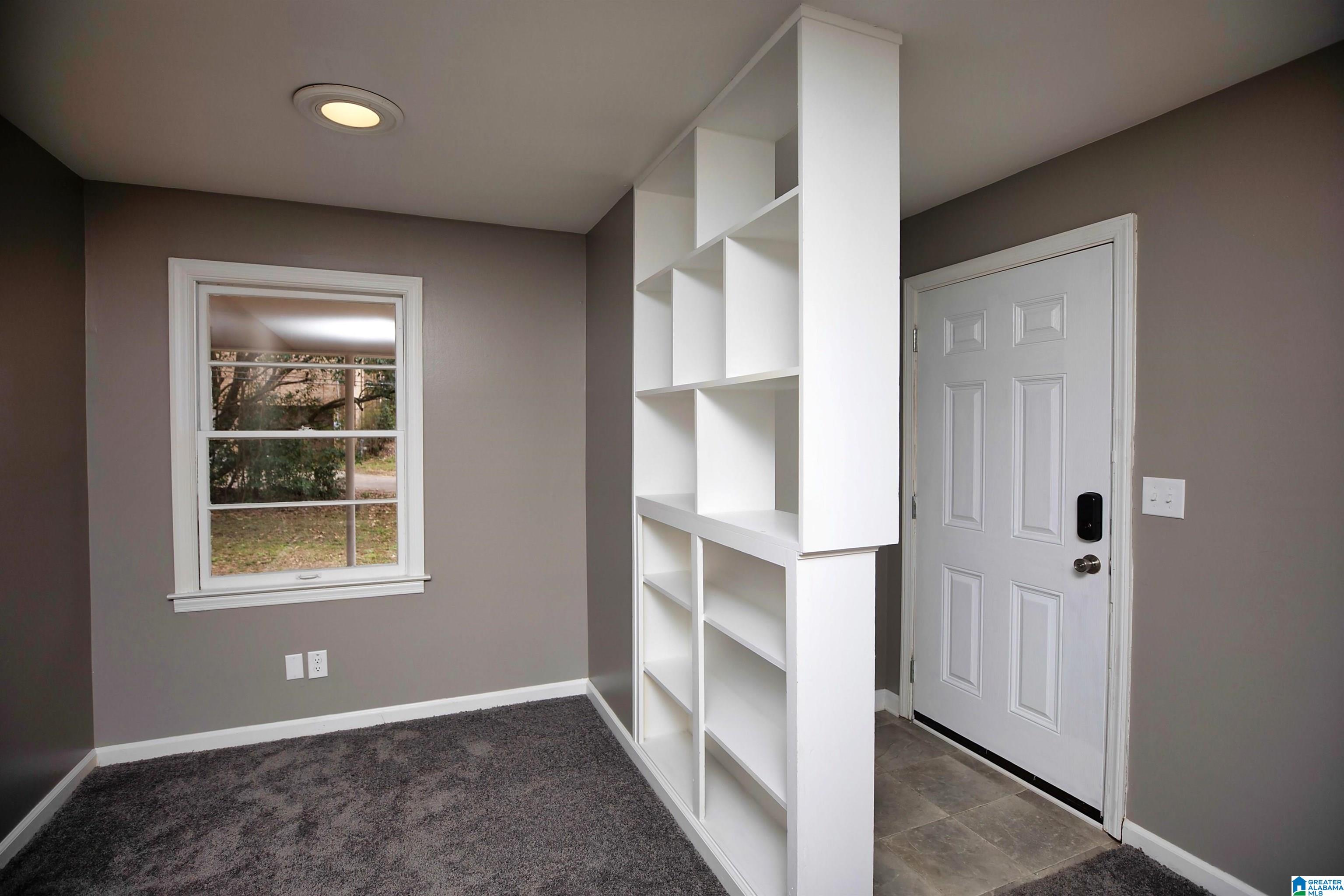 2215 1ST PLACE NW