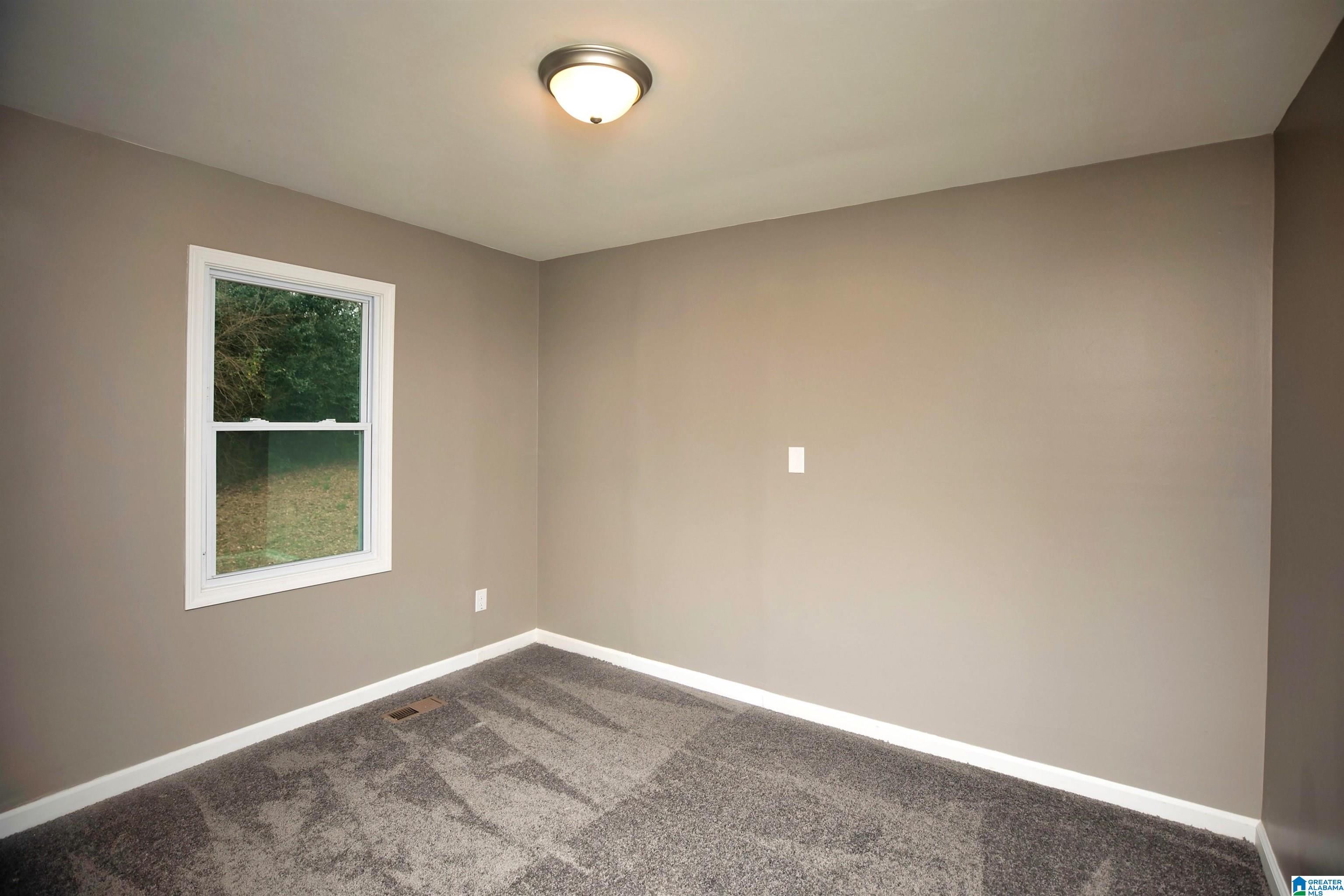 2215 1ST PLACE NW