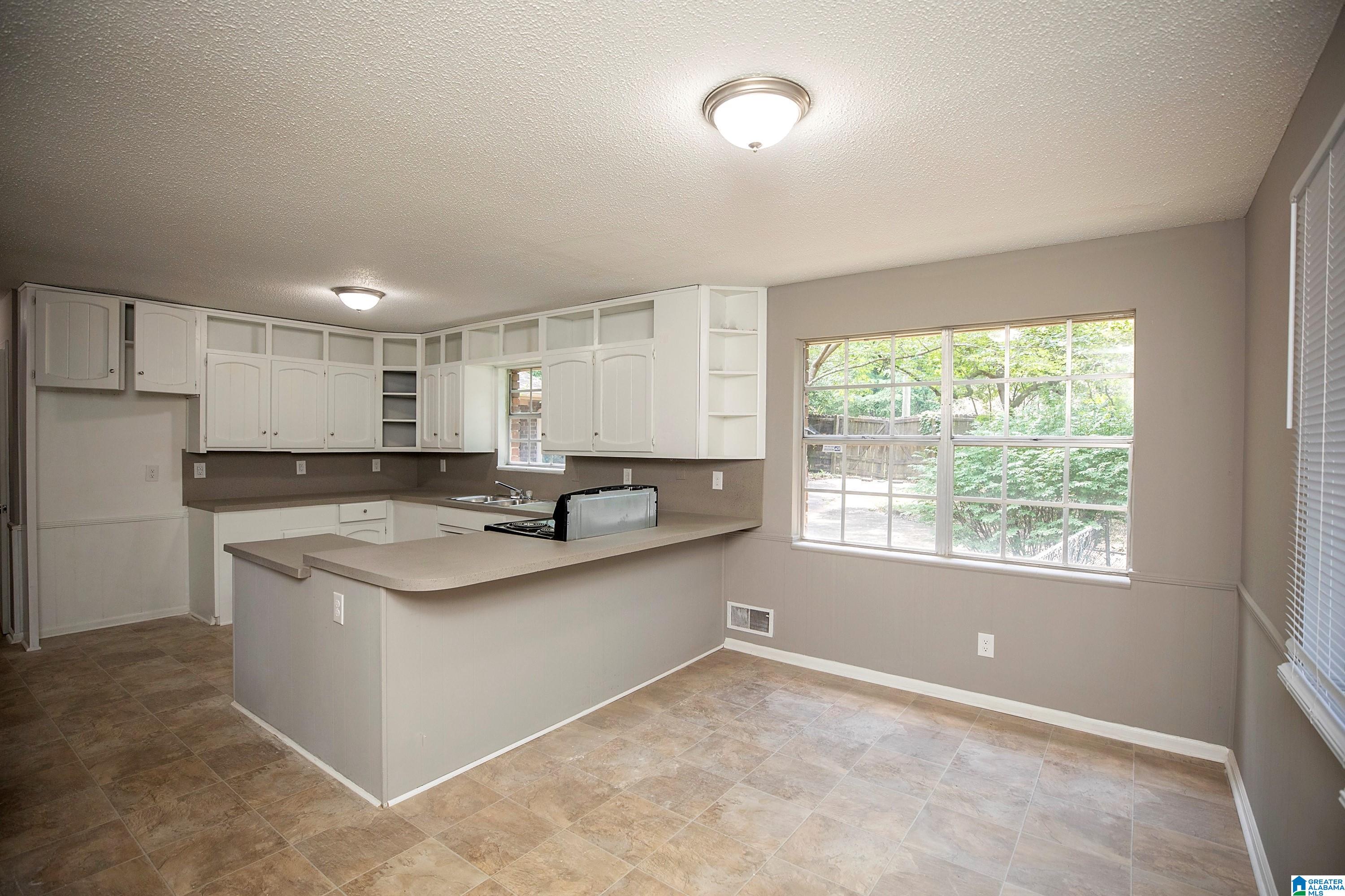 1157 SHERWOOD FOREST DRIVE