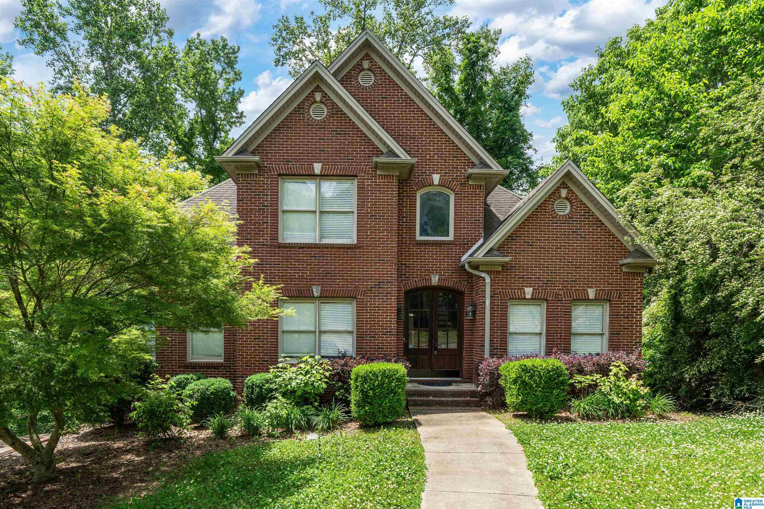 311 WORTHINGTON DRIVE