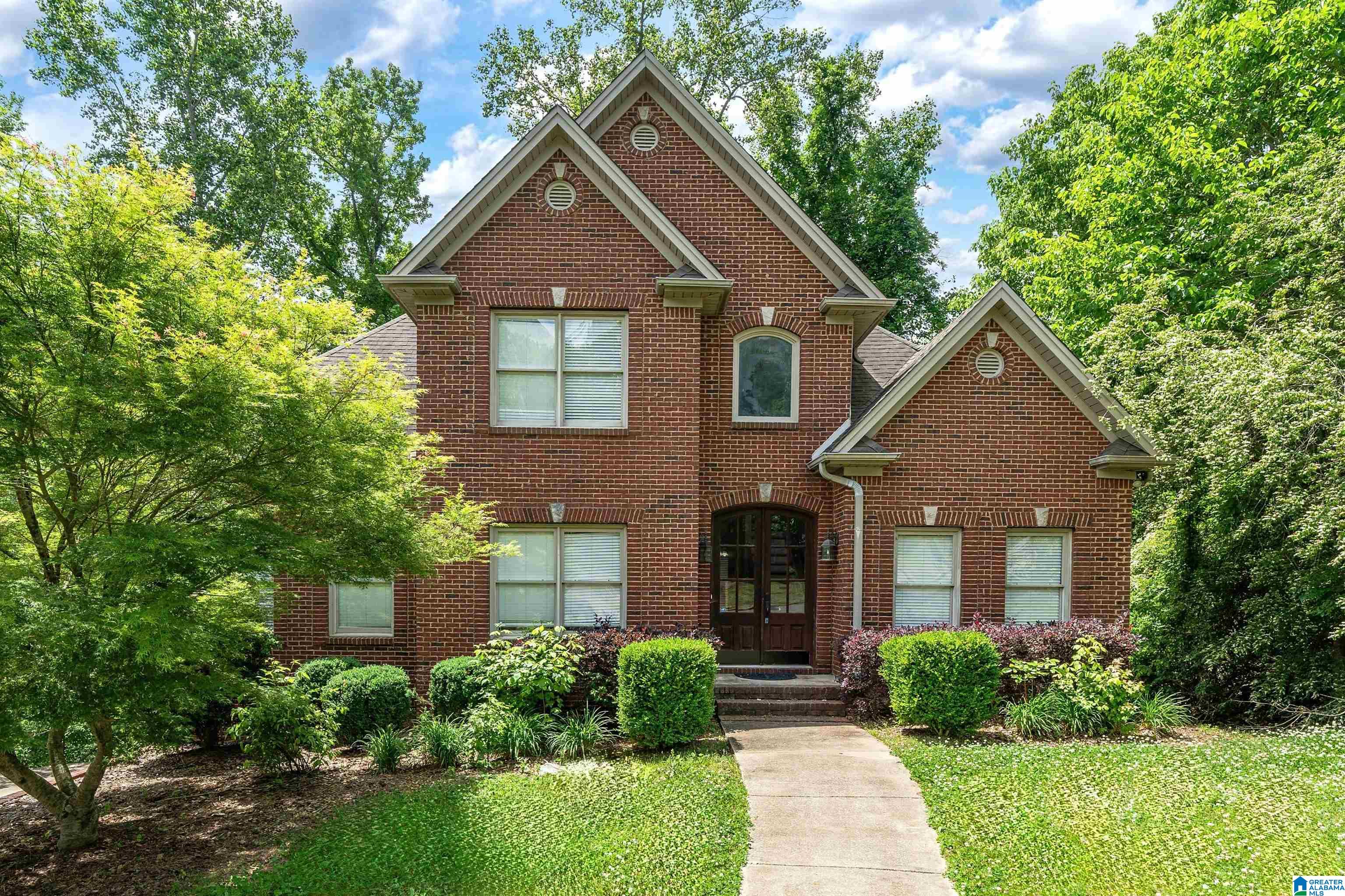311 WORTHINGTON DRIVE