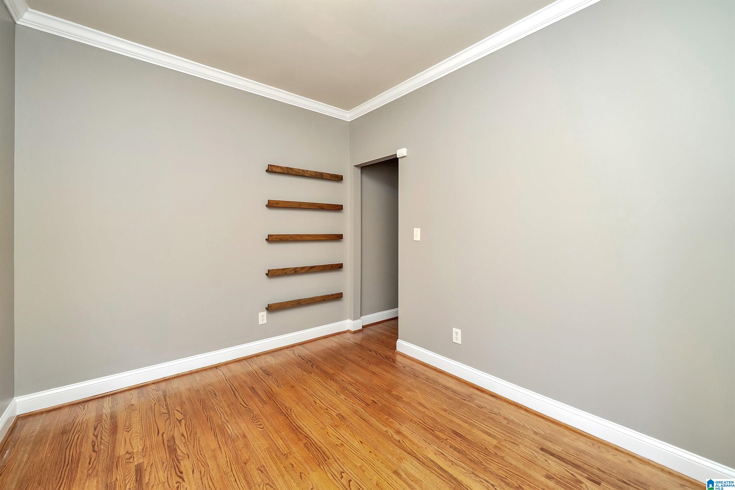 311 WORTHINGTON DRIVE