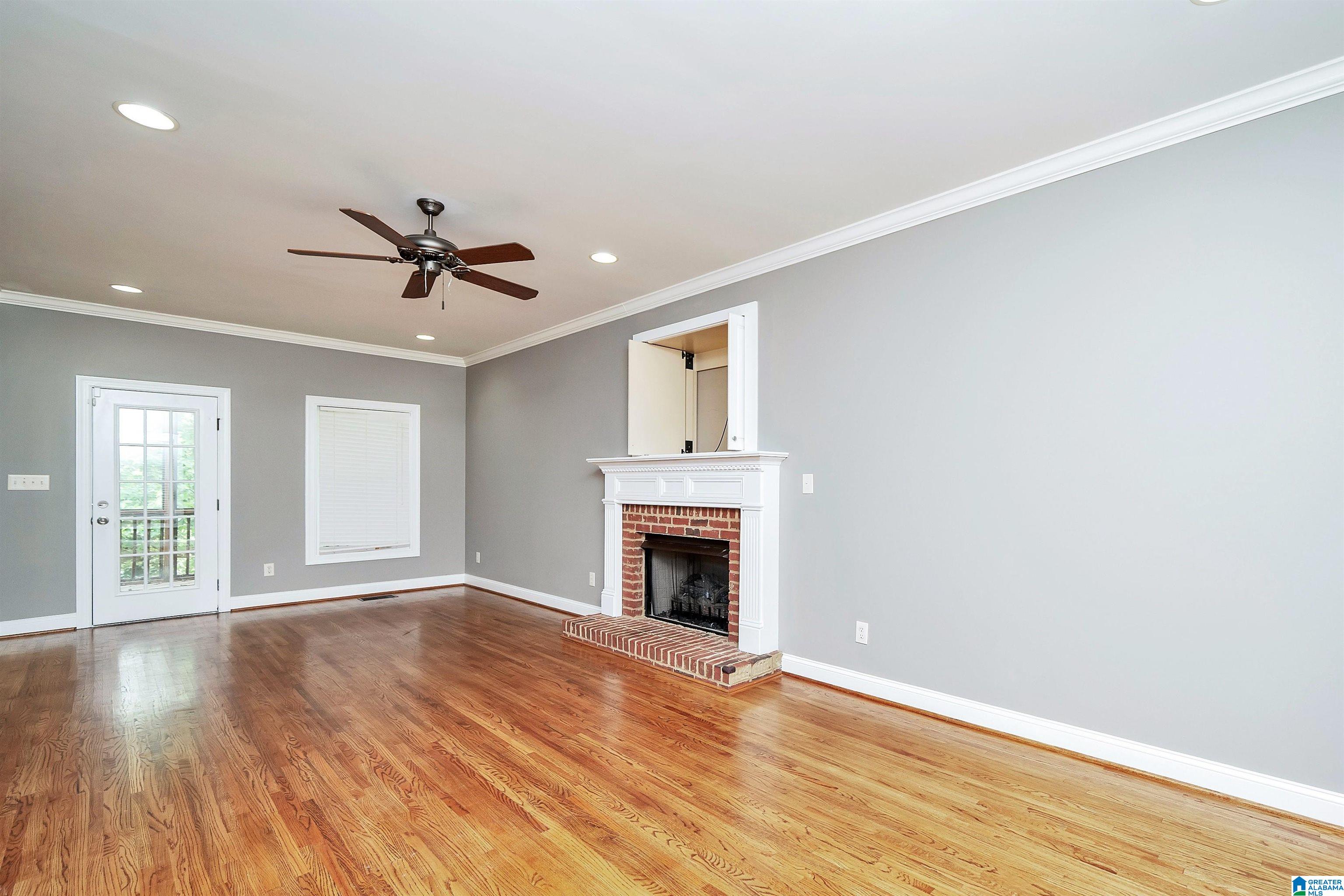 311 WORTHINGTON DRIVE