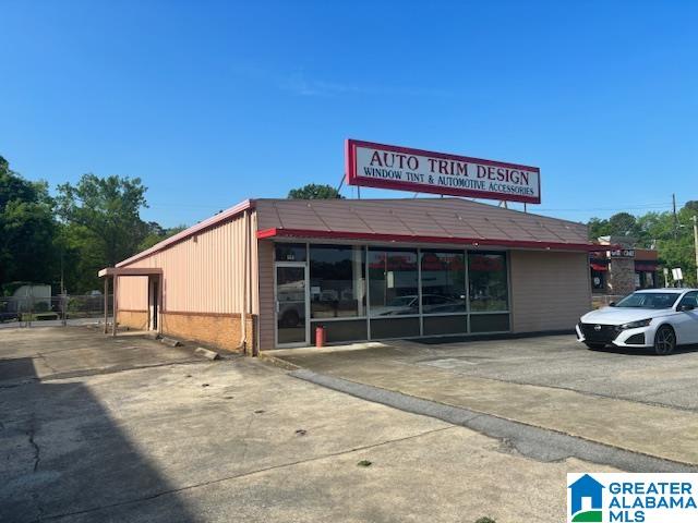 555 W FORT WILLIAMS STREET