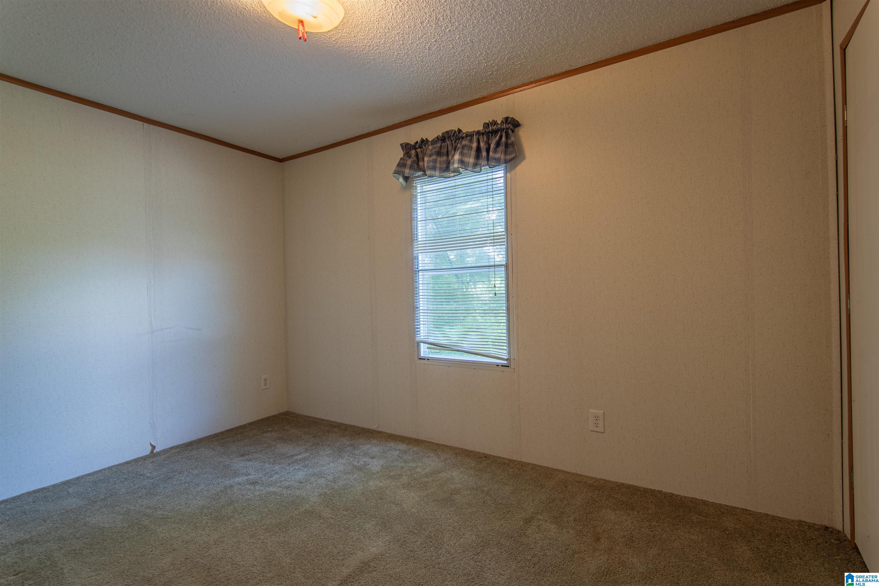 186 BIG OAK DRIVE