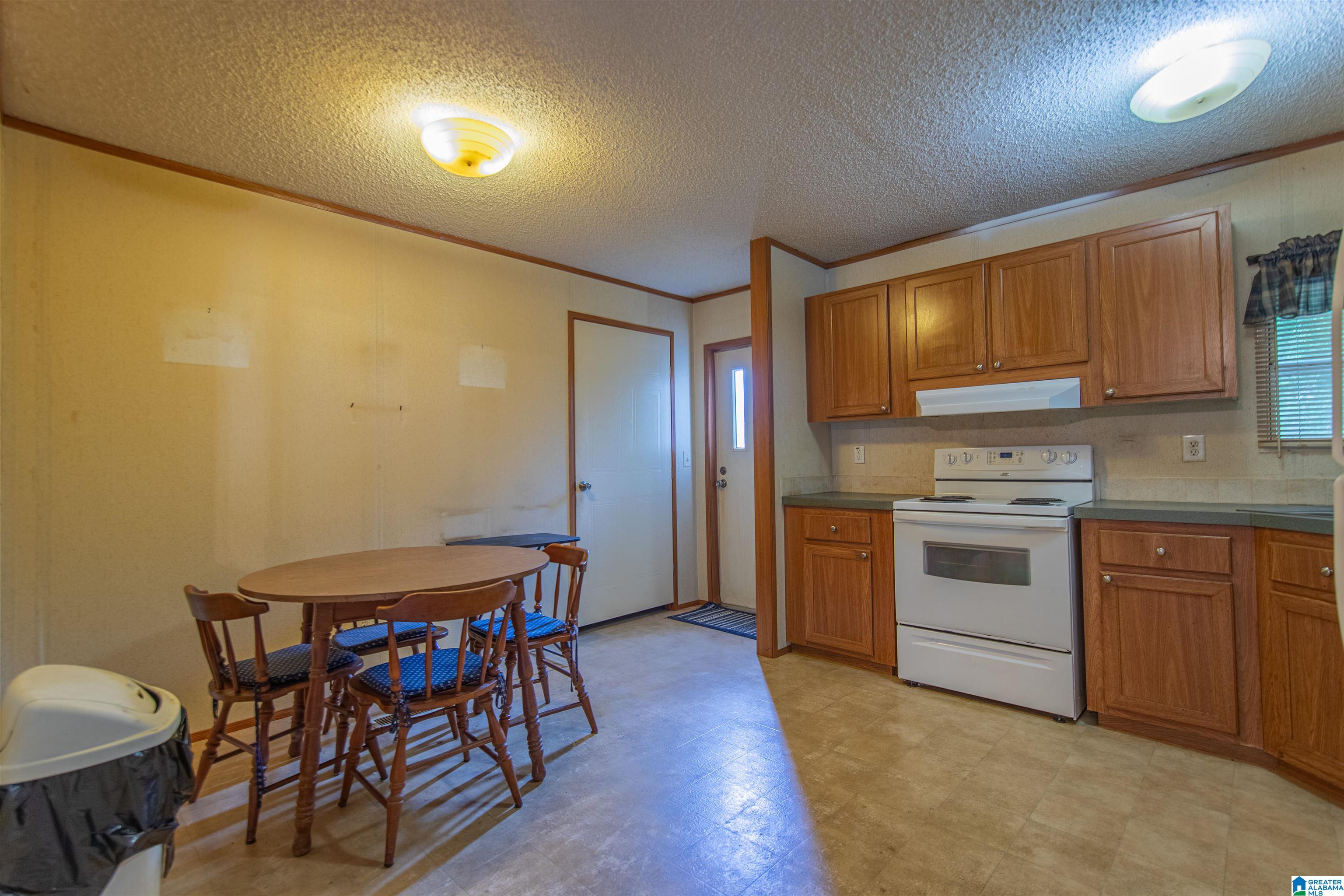 186 BIG OAK DRIVE