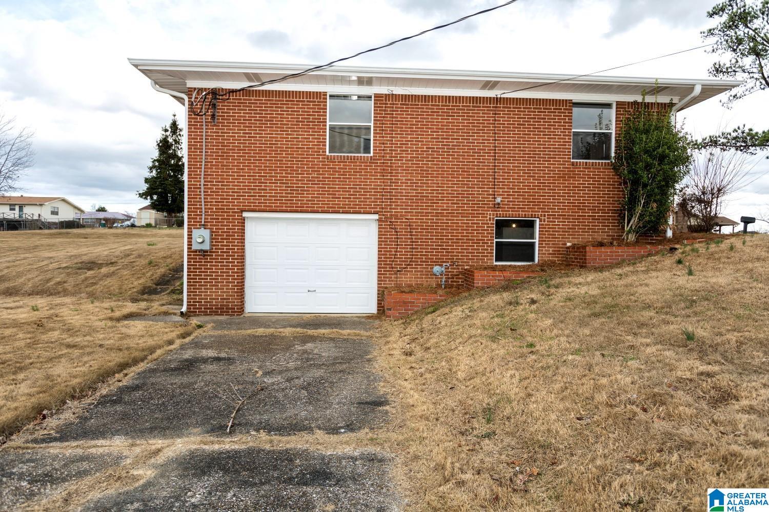 960 5TH WAY