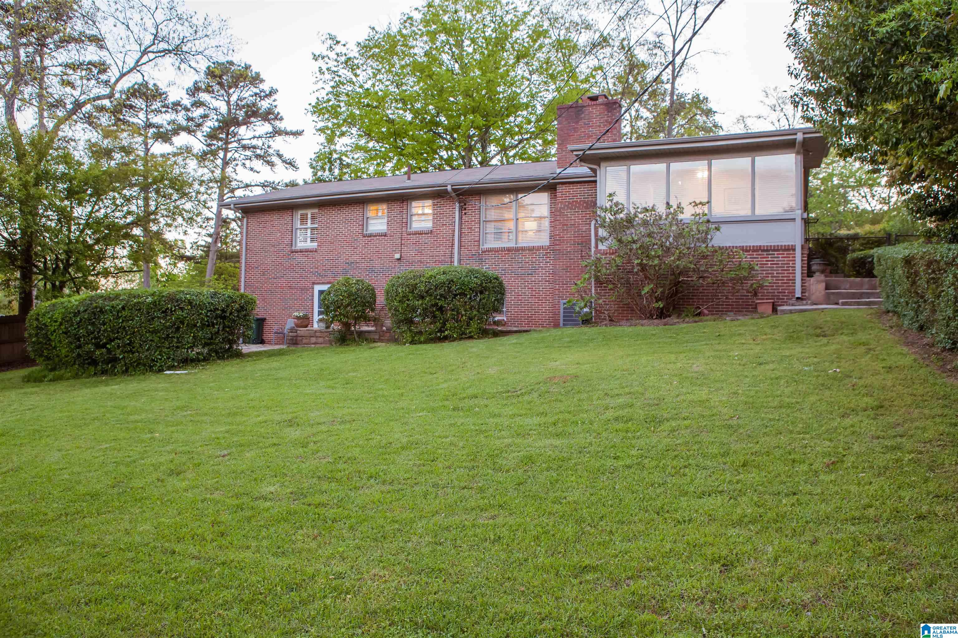 1865 Montclaire Drive, VESTAVIA HILLS, Alabama image 30