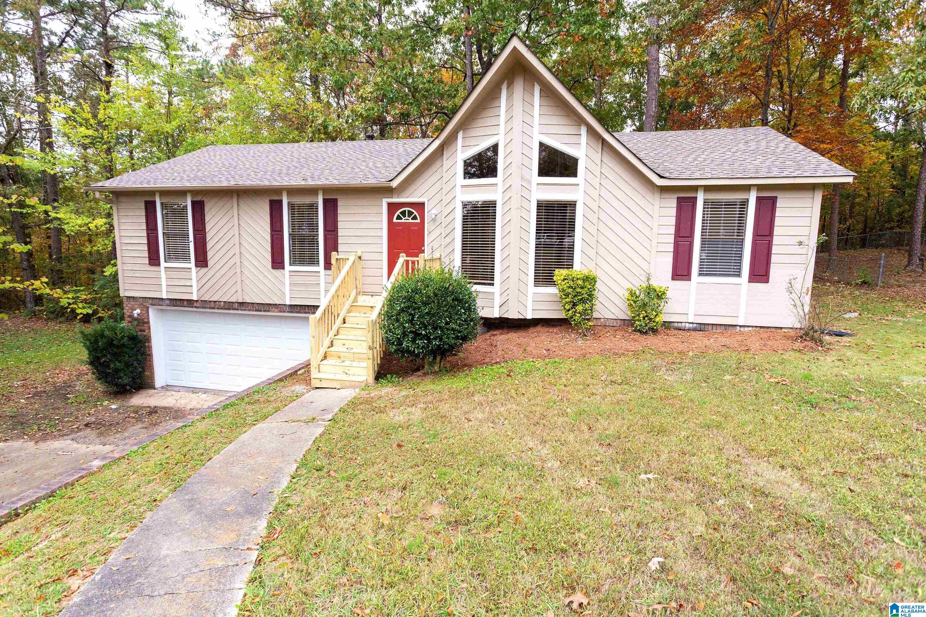3057 APPLE VALLEY LANE