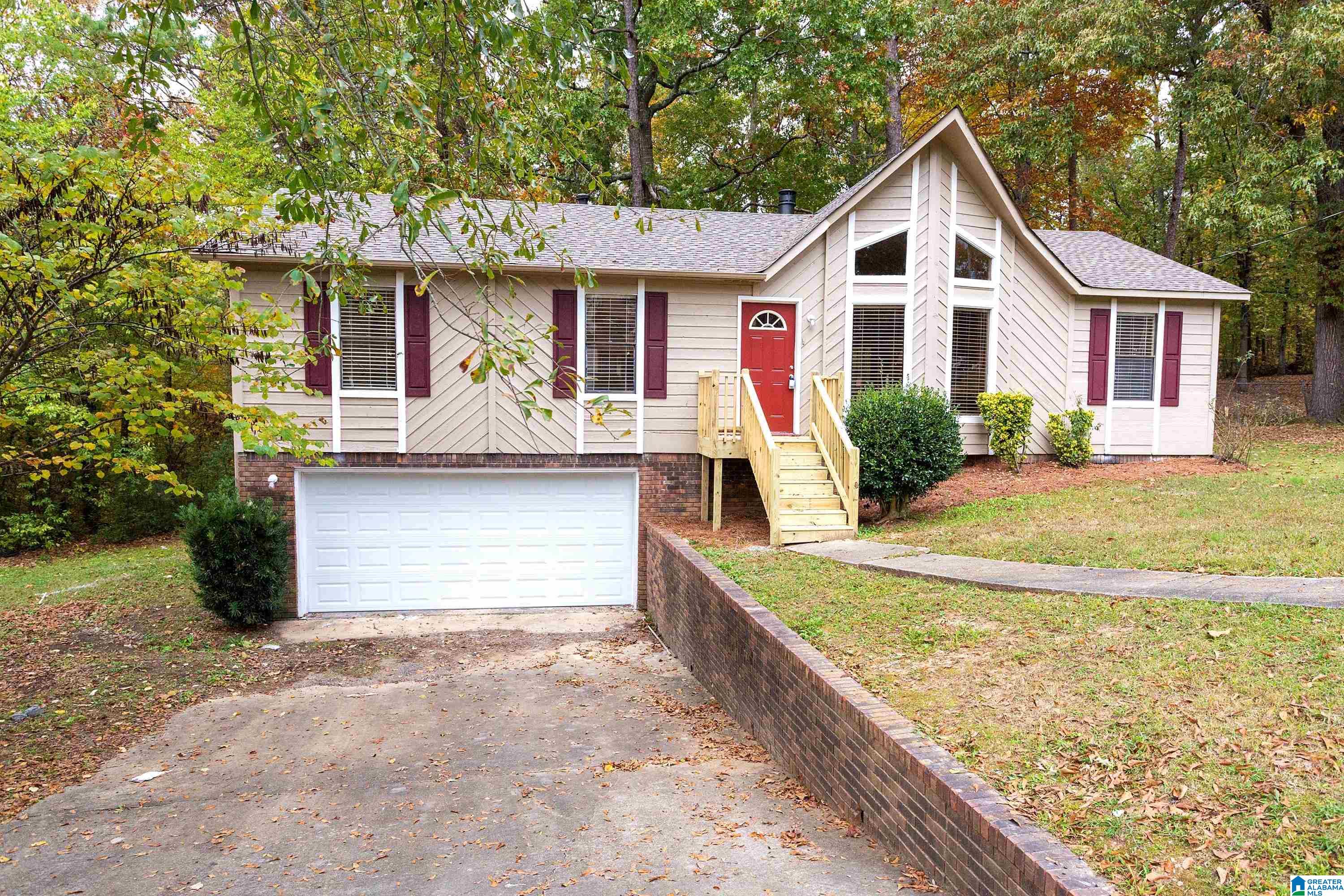 3057 APPLE VALLEY LANE
