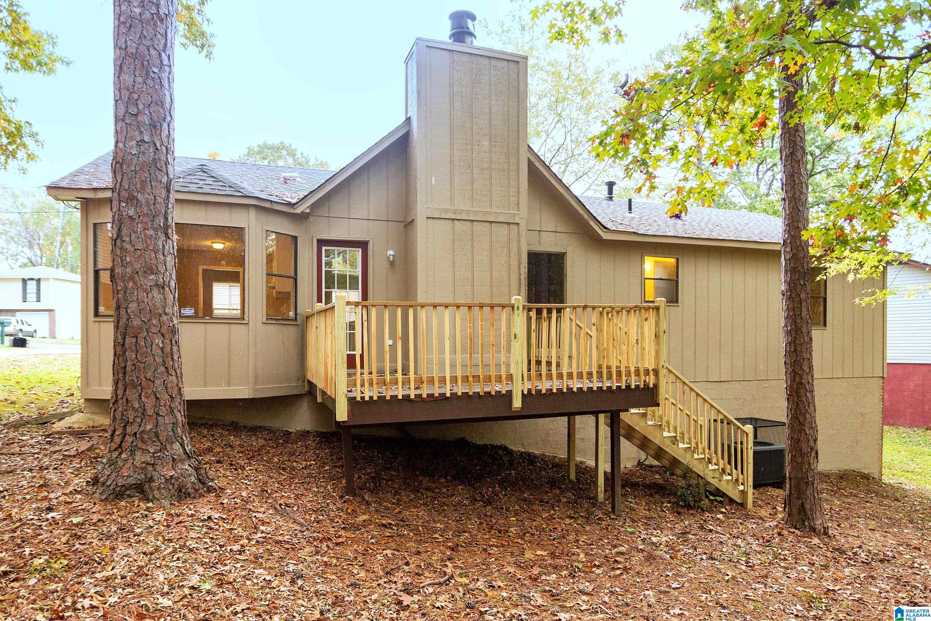 3057 APPLE VALLEY LANE