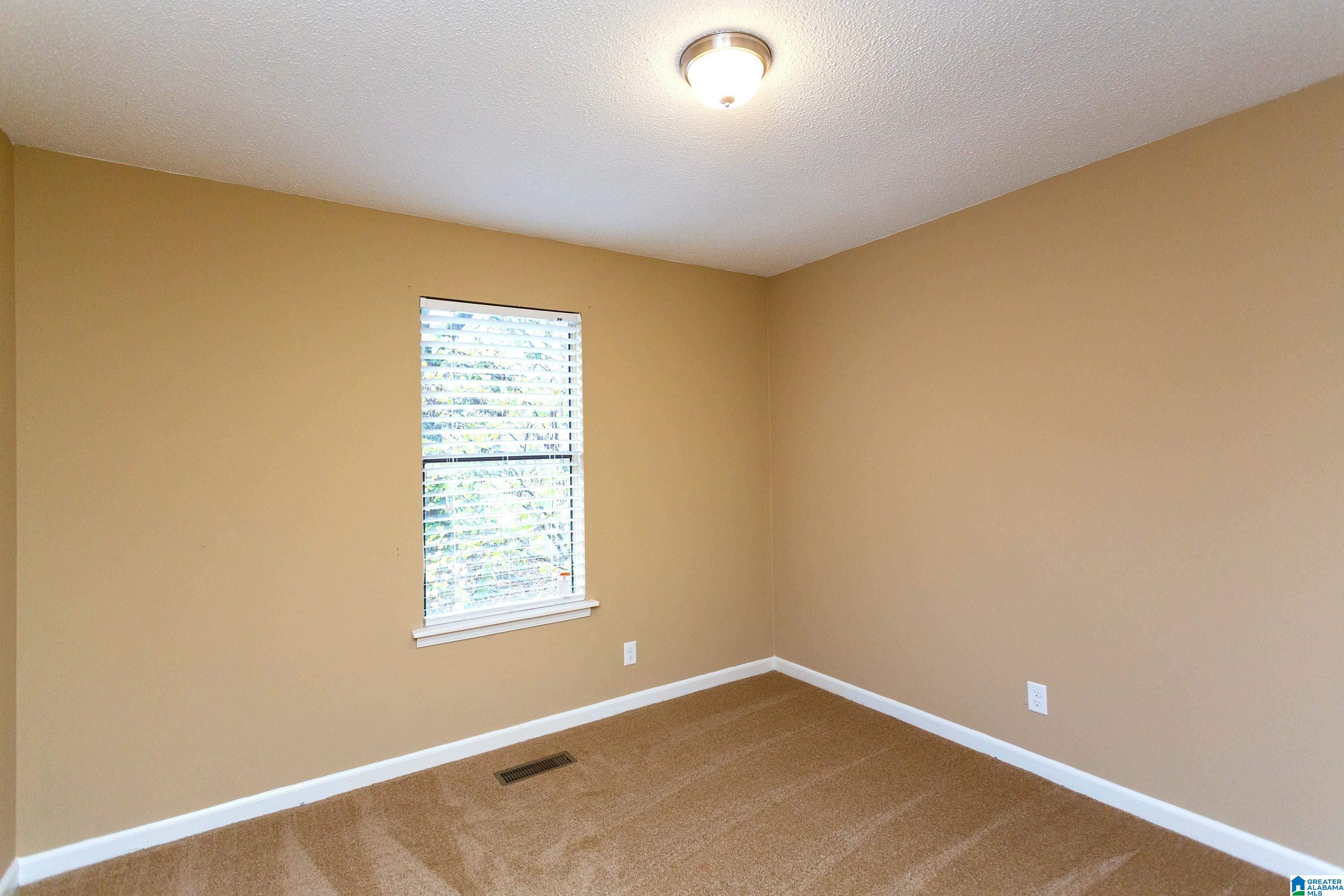 3057 APPLE VALLEY LANE