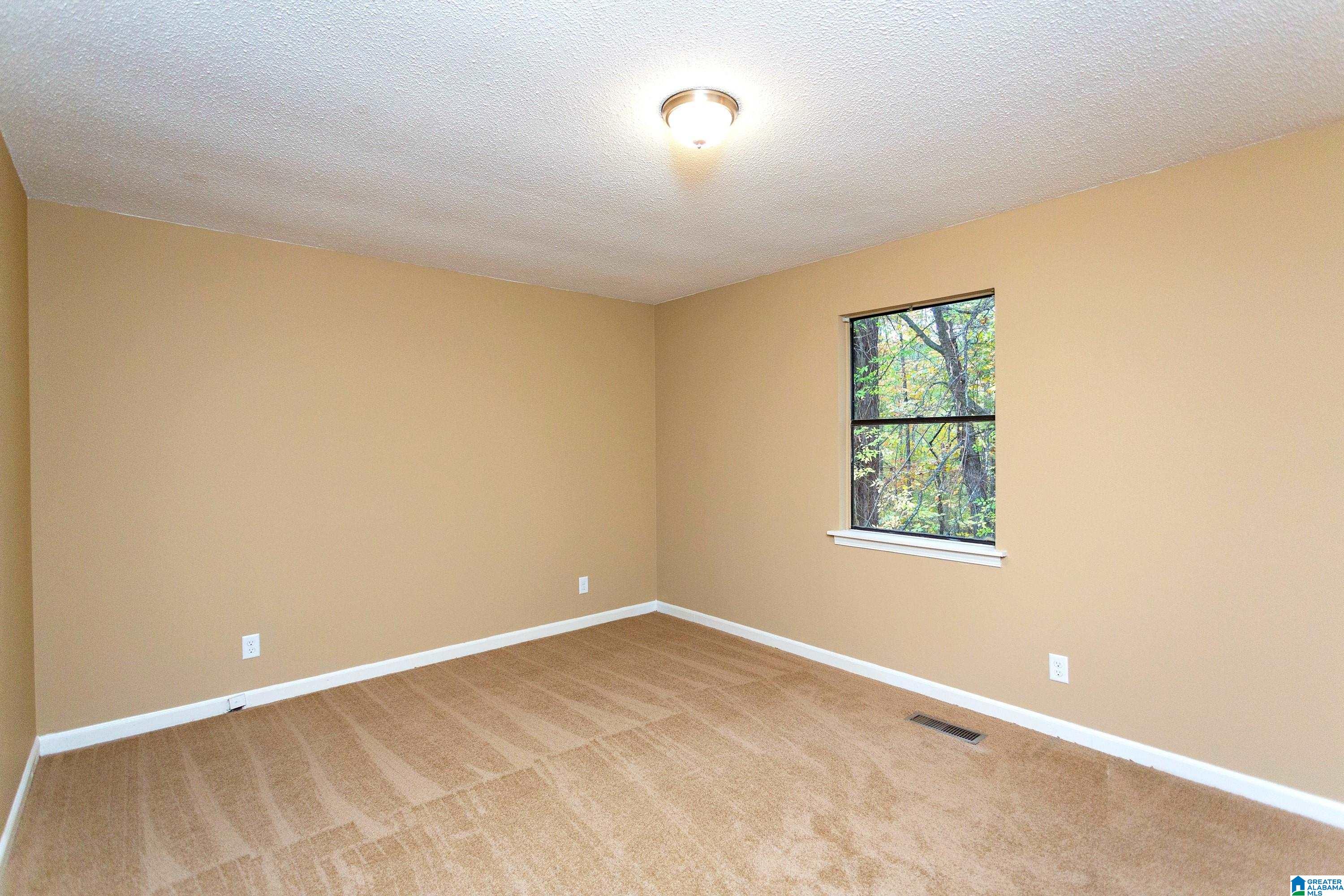 3057 APPLE VALLEY LANE