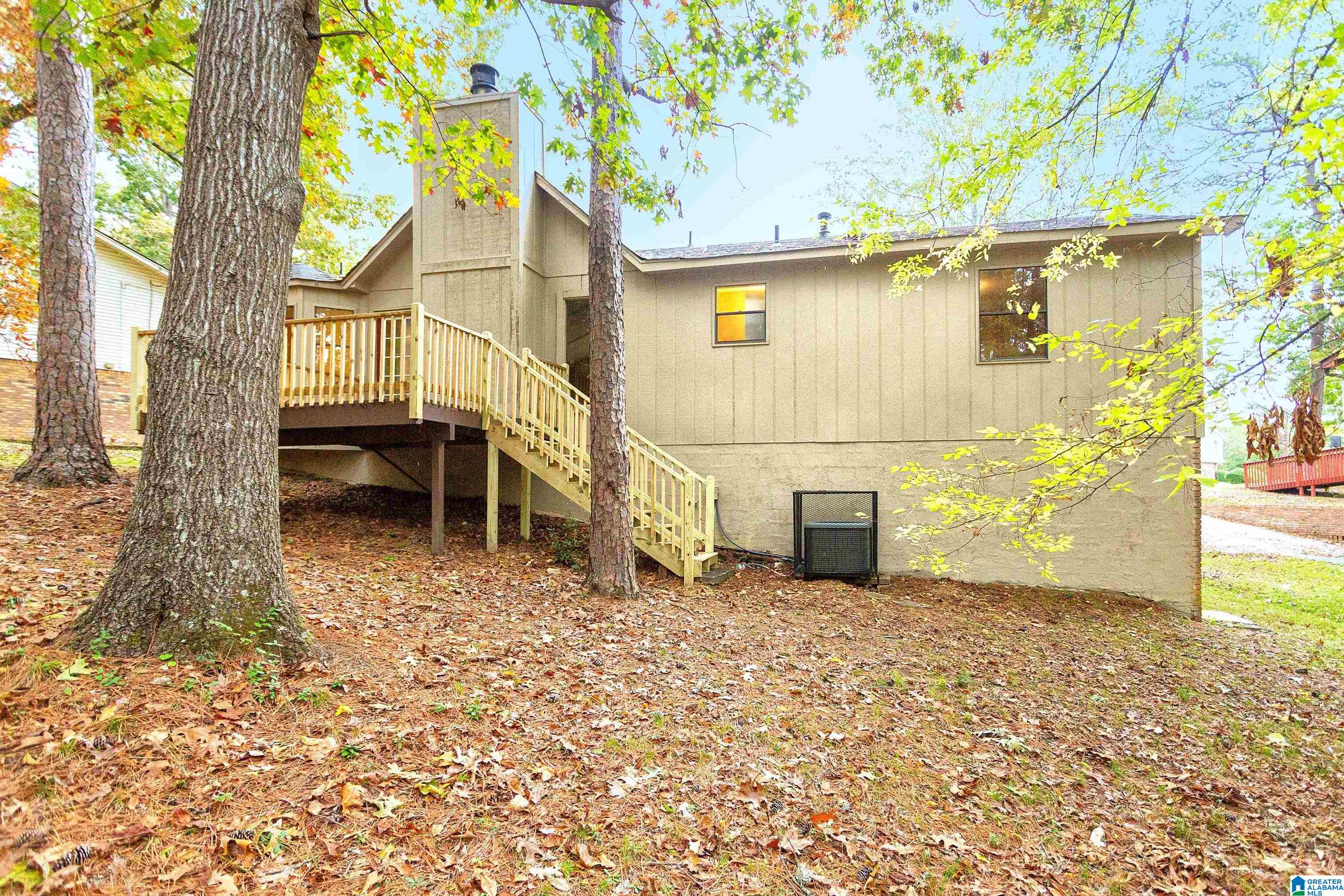 3057 APPLE VALLEY LANE