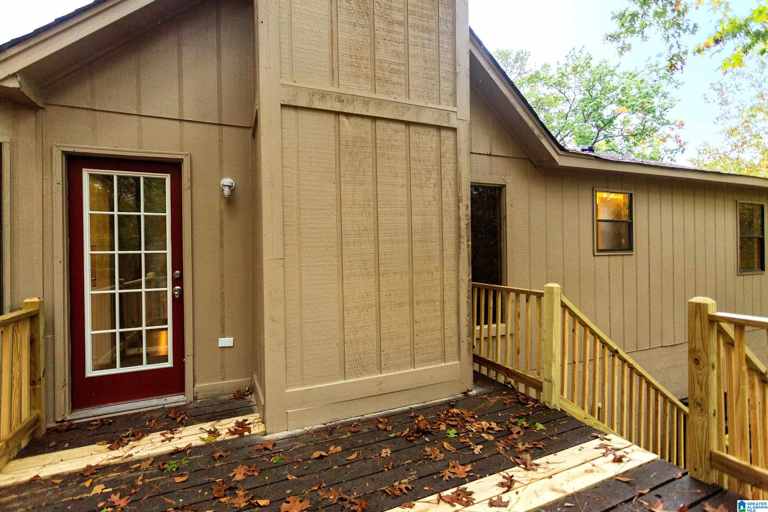 3057 APPLE VALLEY LANE
