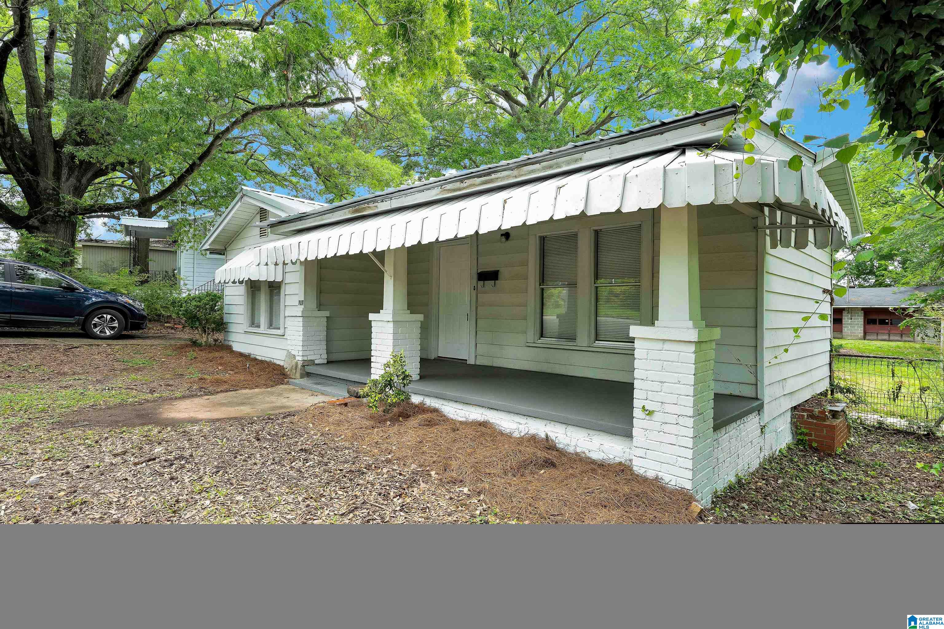 Homes for sale in Bessemer, AL | 727 9th Street, Bessemer, AL 35020 | MLS# 21389598