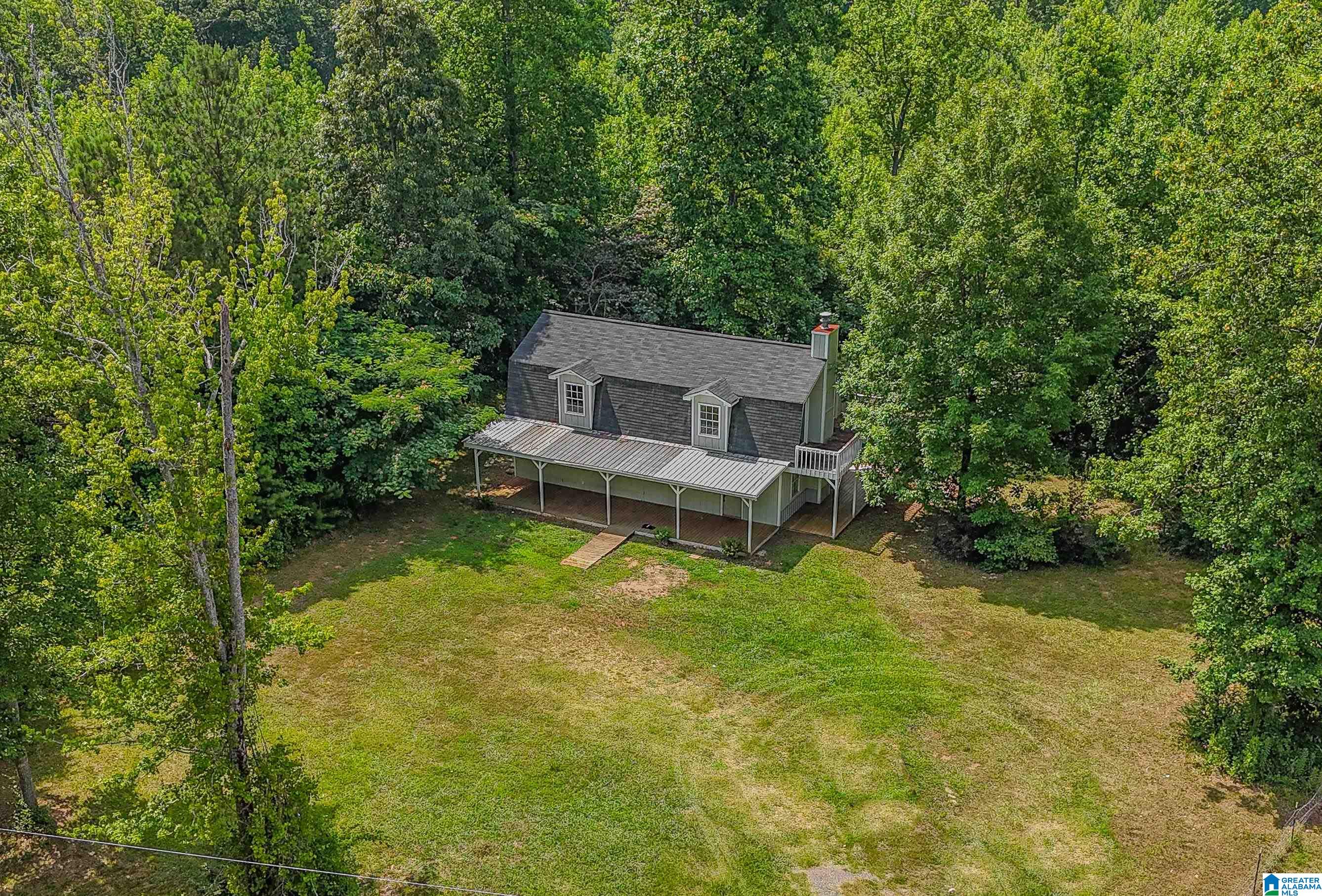 460 PINETUCKEY LANE