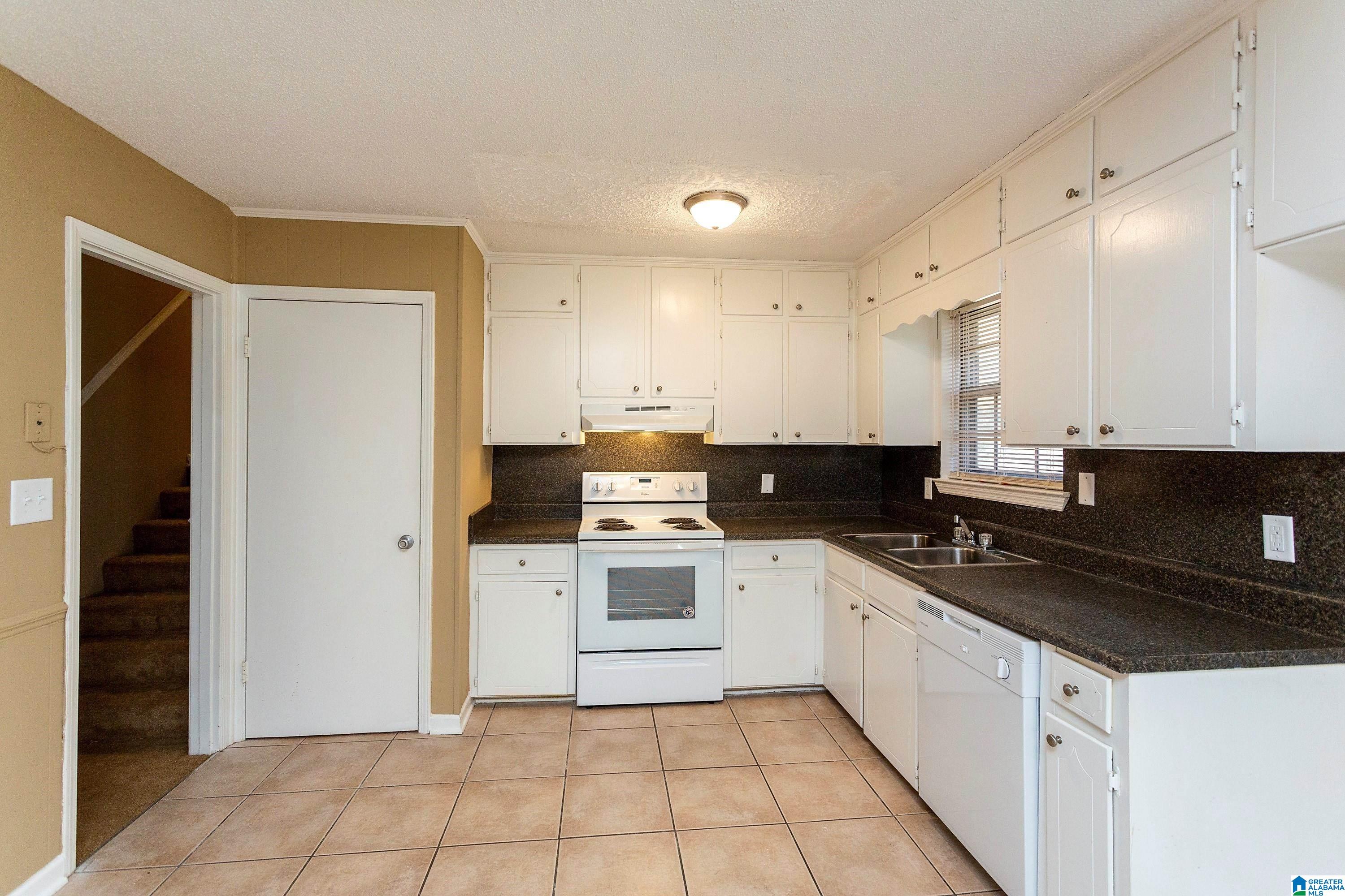 3001 SARTAIN DRIVE