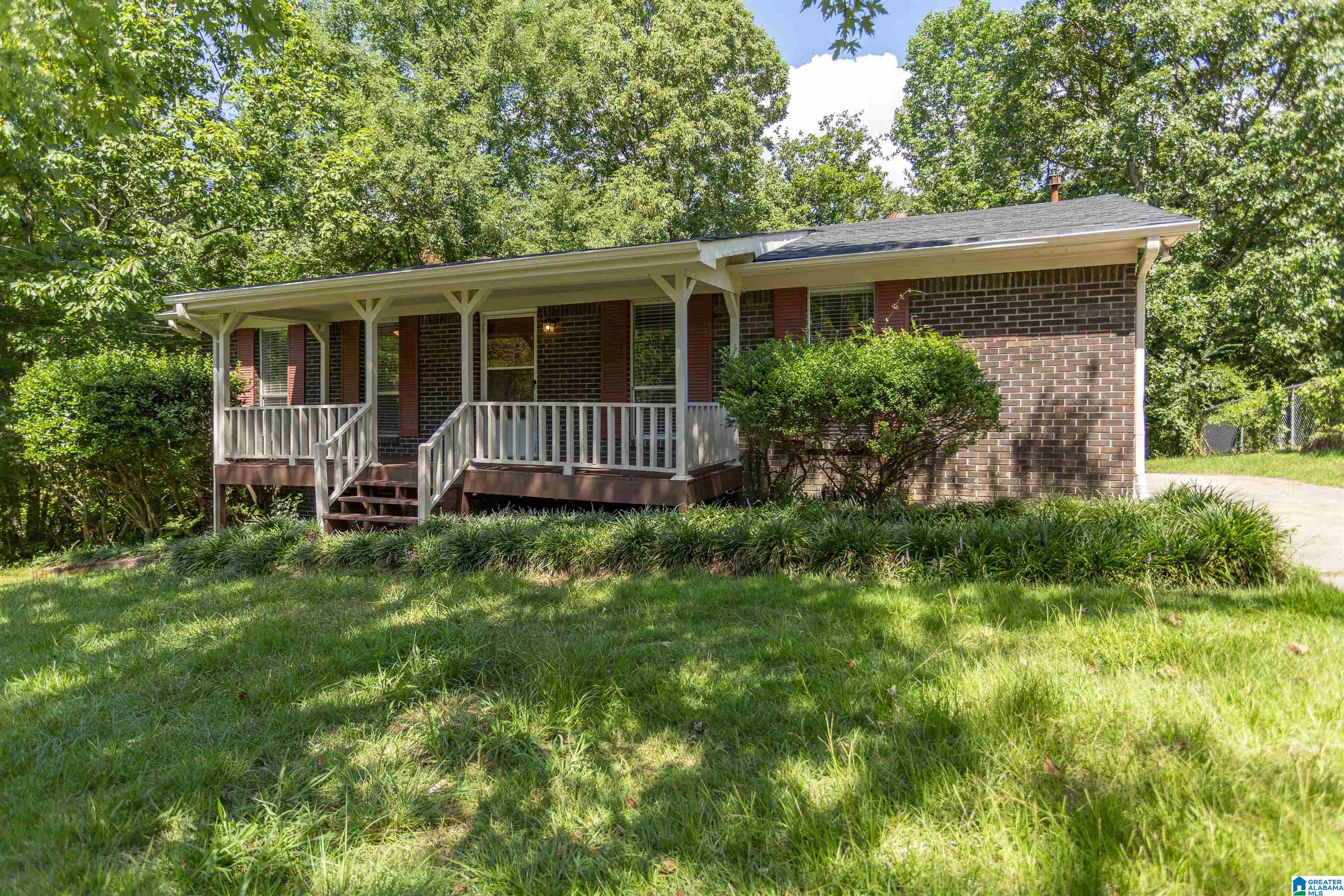 5781 Desoto Drive, PINSON, Alabama image 30