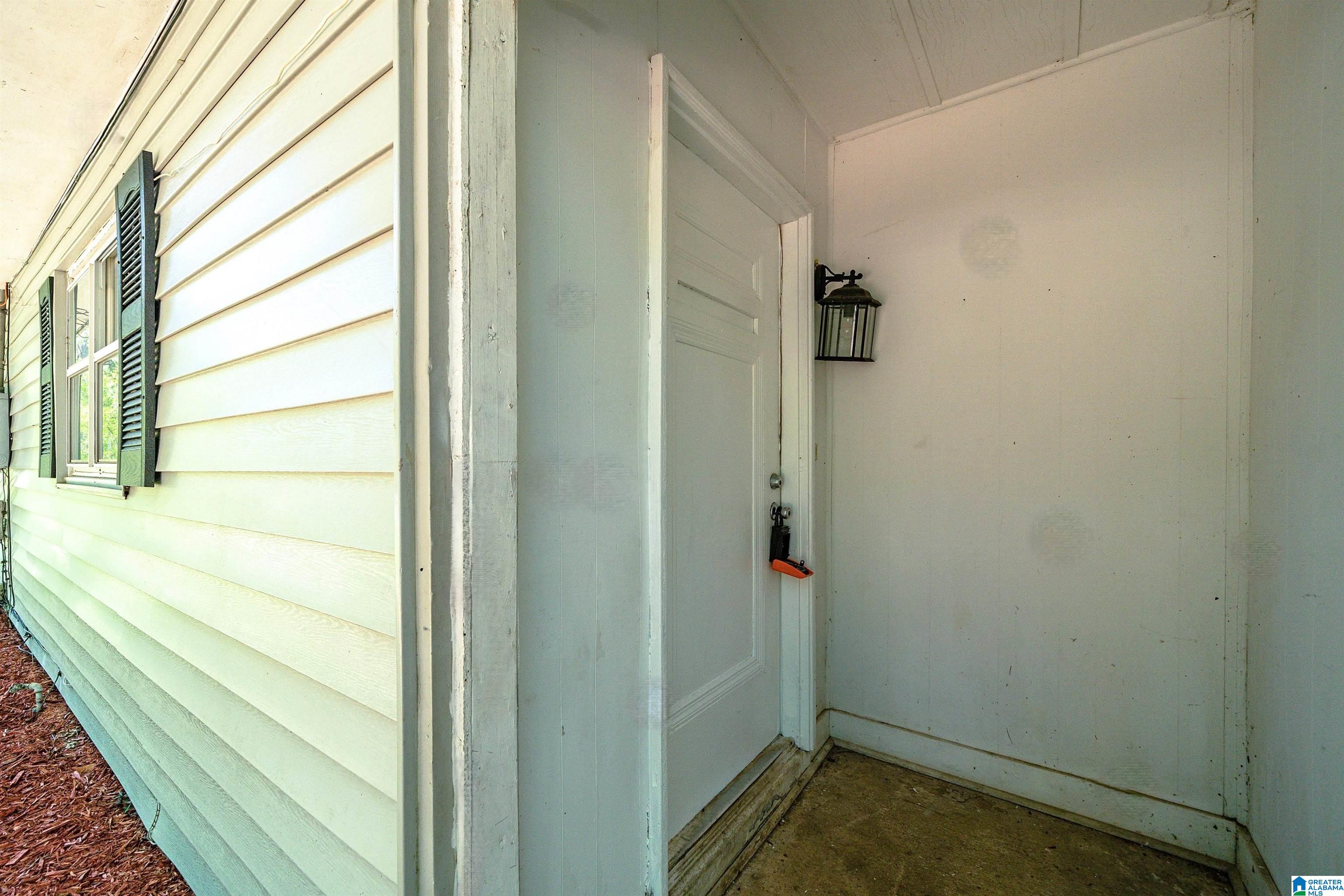 220 Meadowdale Avenue