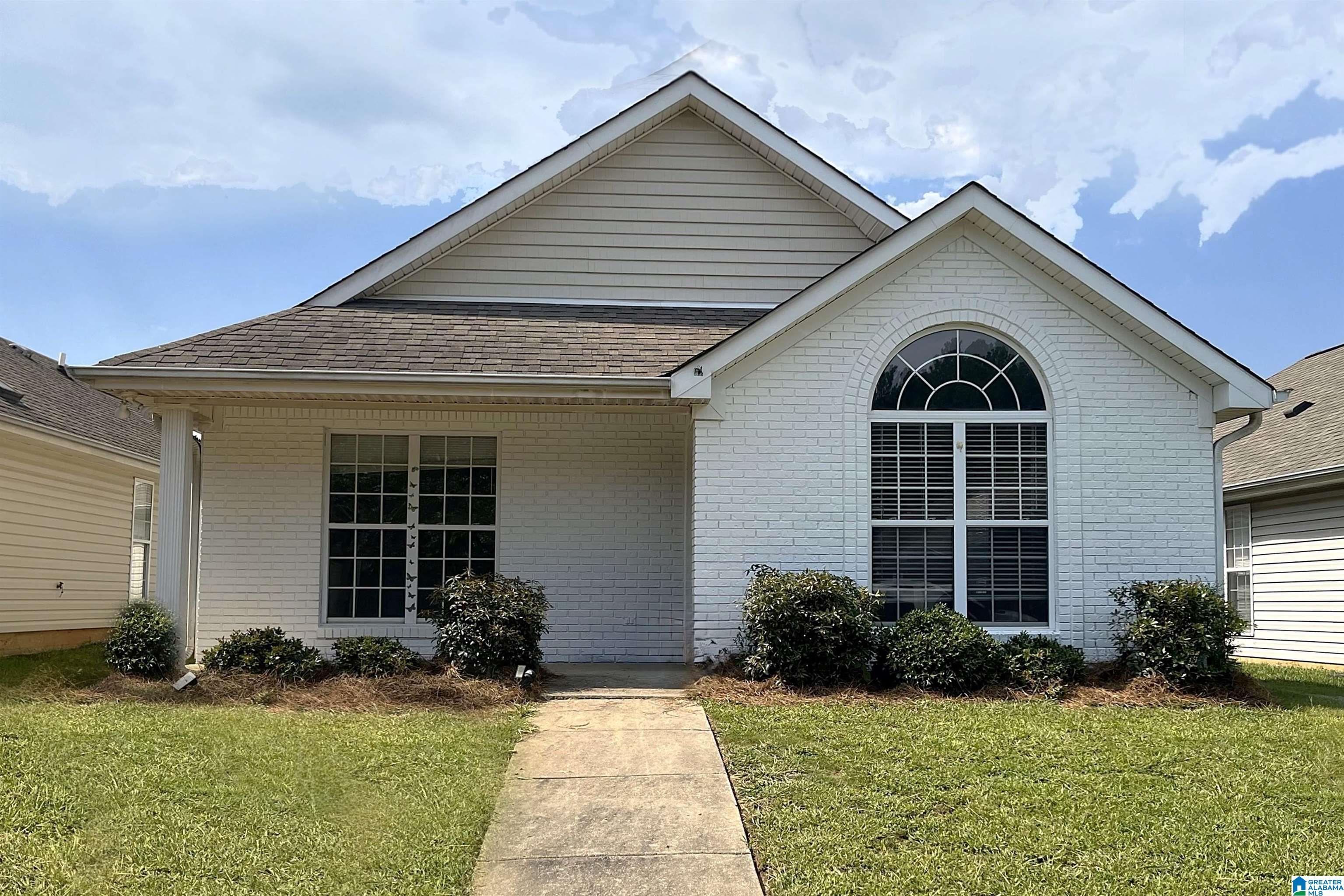 1113 VILLAGE TRAIL
