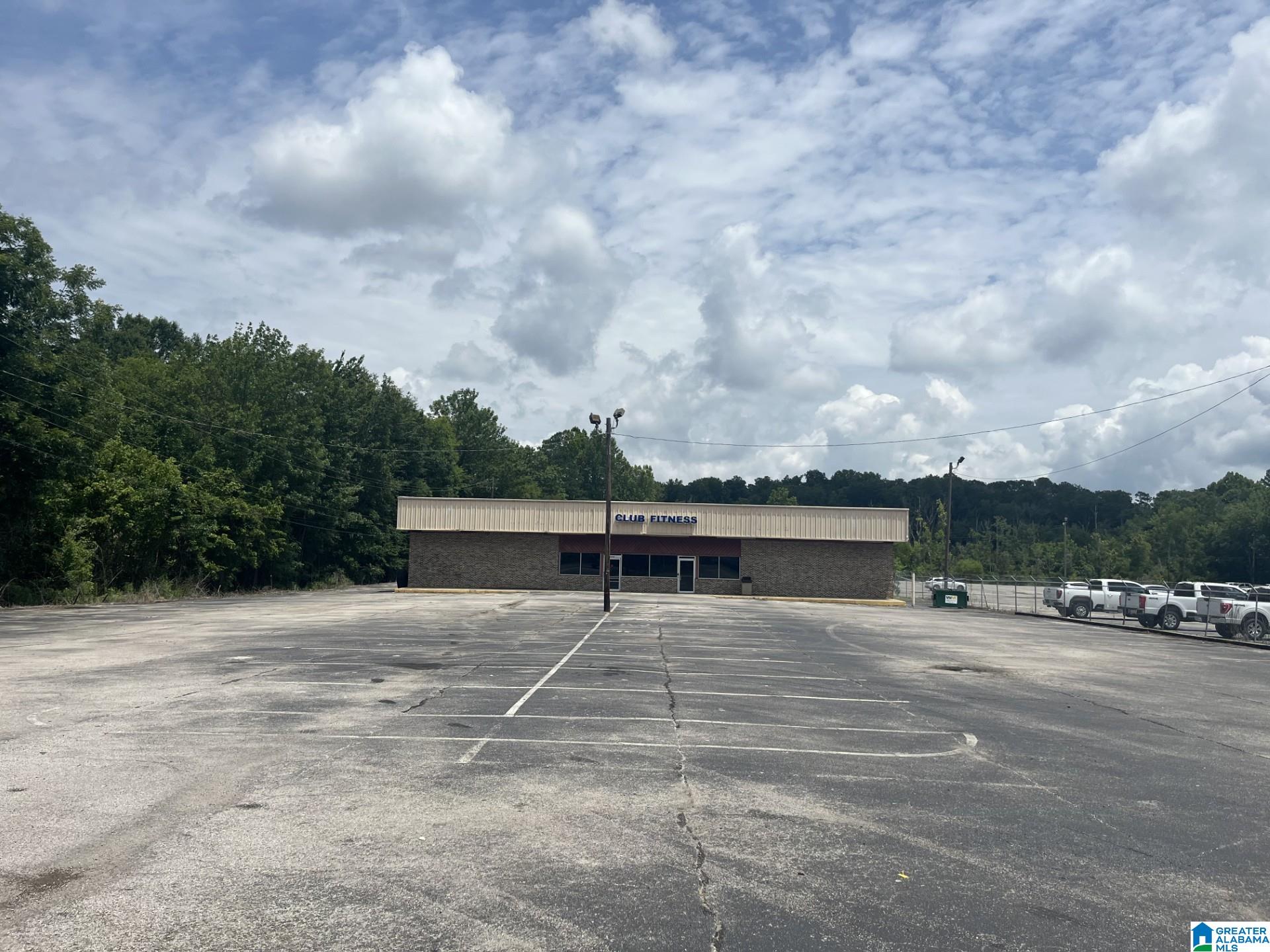 2520 MOODY PARKWAY