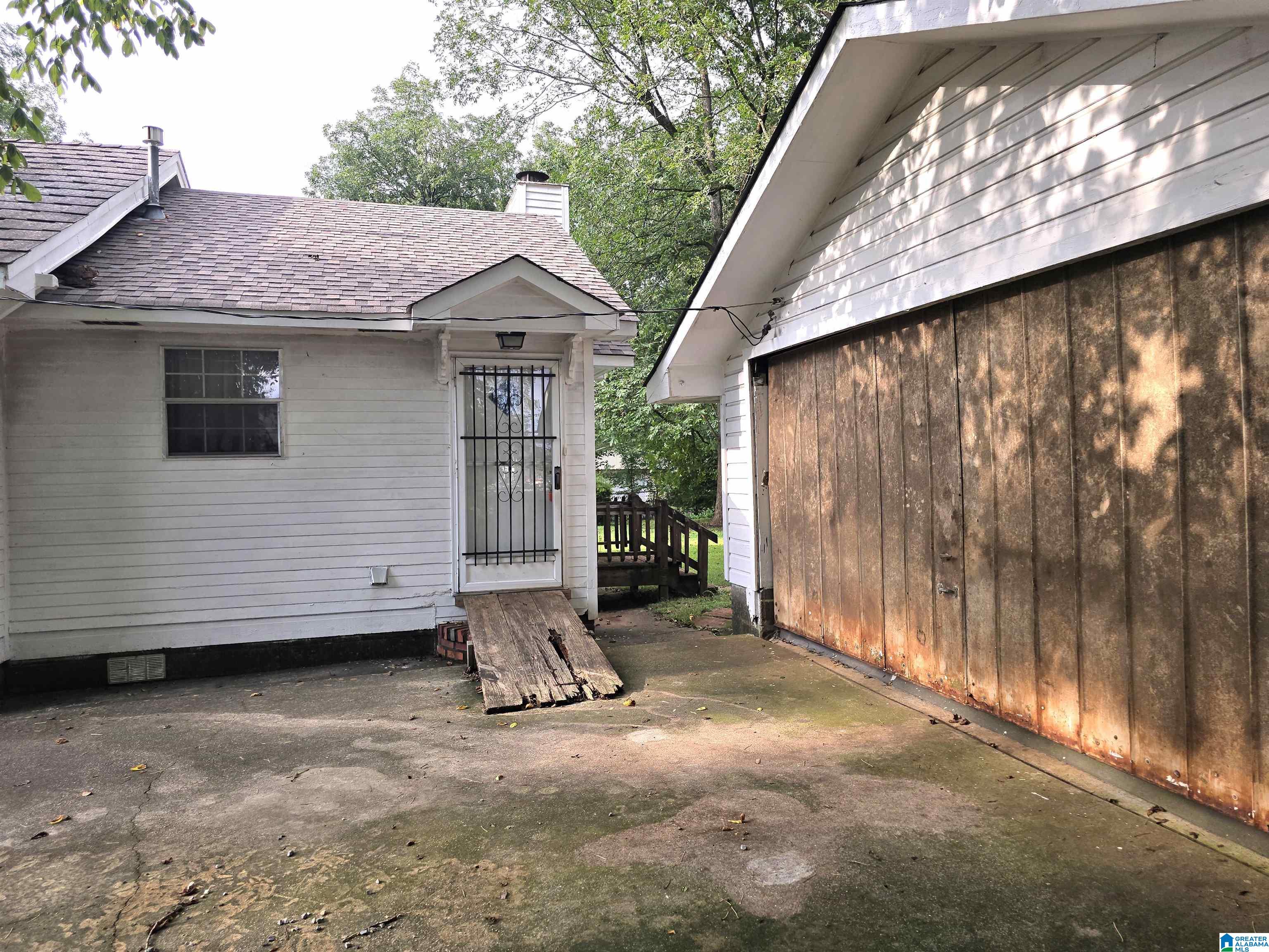 Homes for sale in Birmingham, AL | 809 Catherine Street, Birmingham, AL 35215 | MLS# 21393263