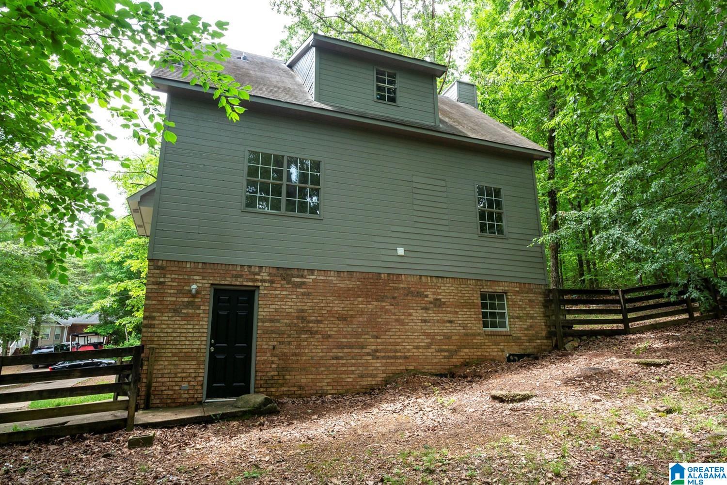 5130 AMBERWOOD LANE