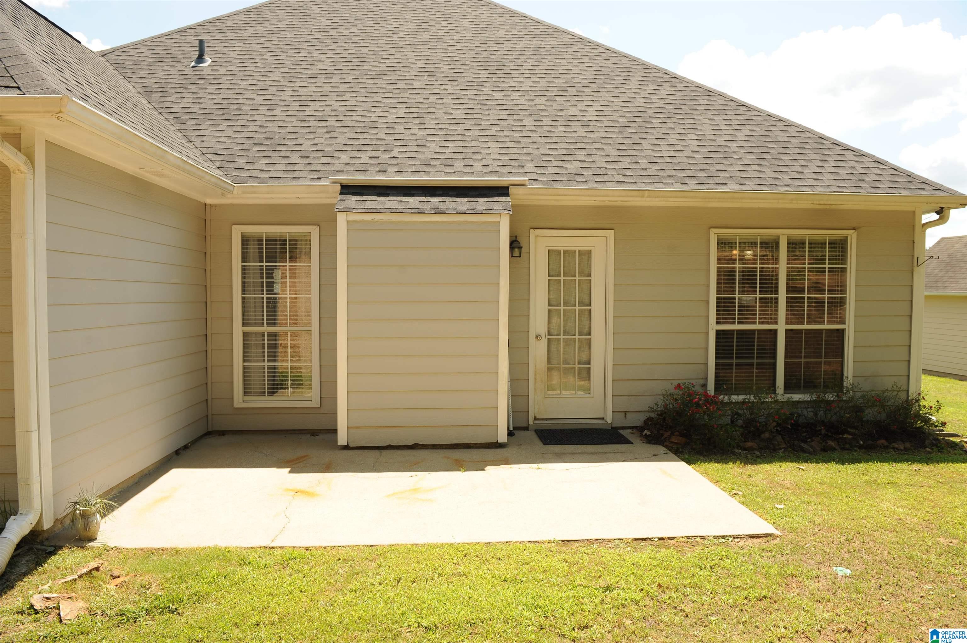 Homes for sale in Calera, AL | 500 Camden Cove Circle, Calera, AL 35040 | MLS# 21393868