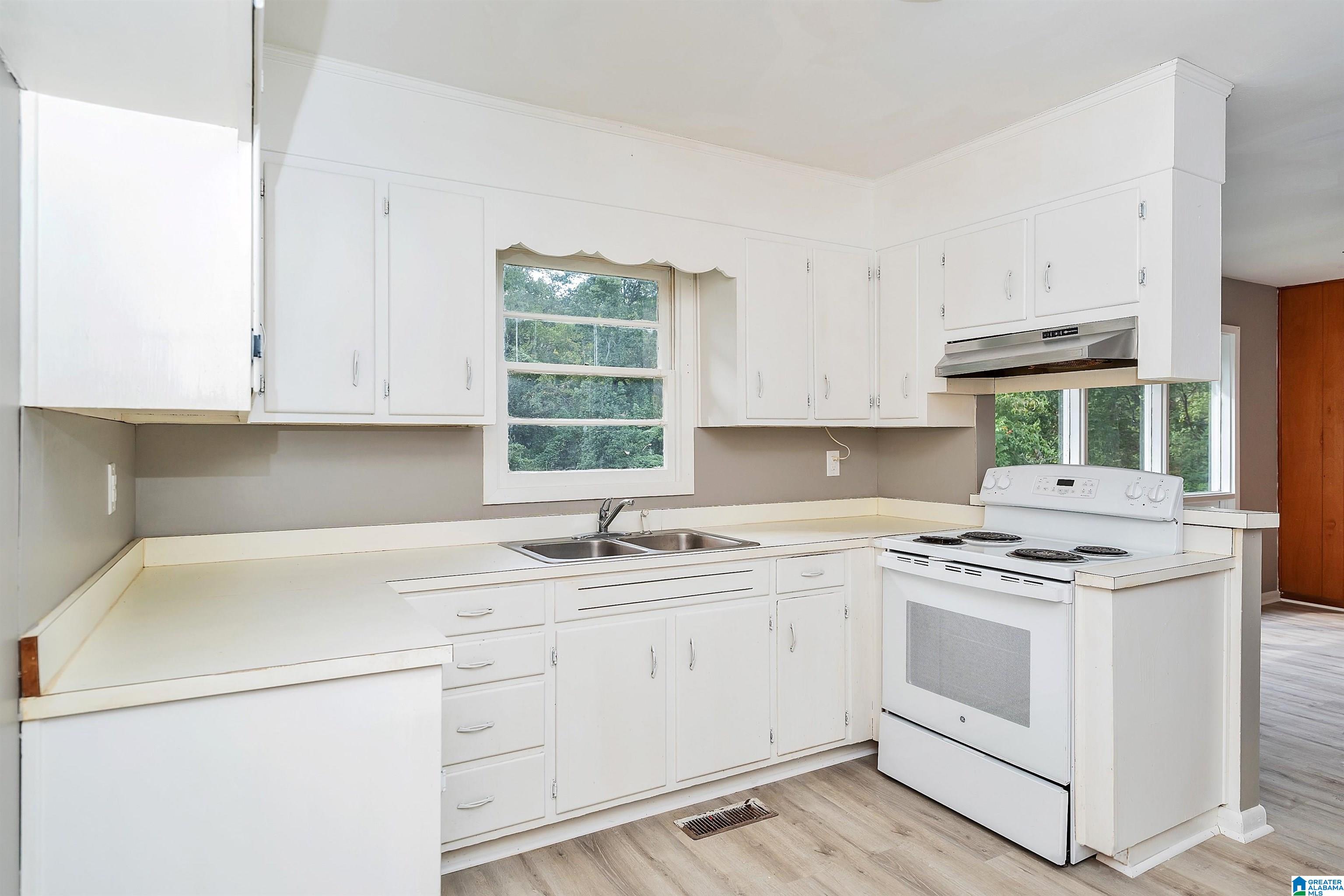 1144 Carnation Drive