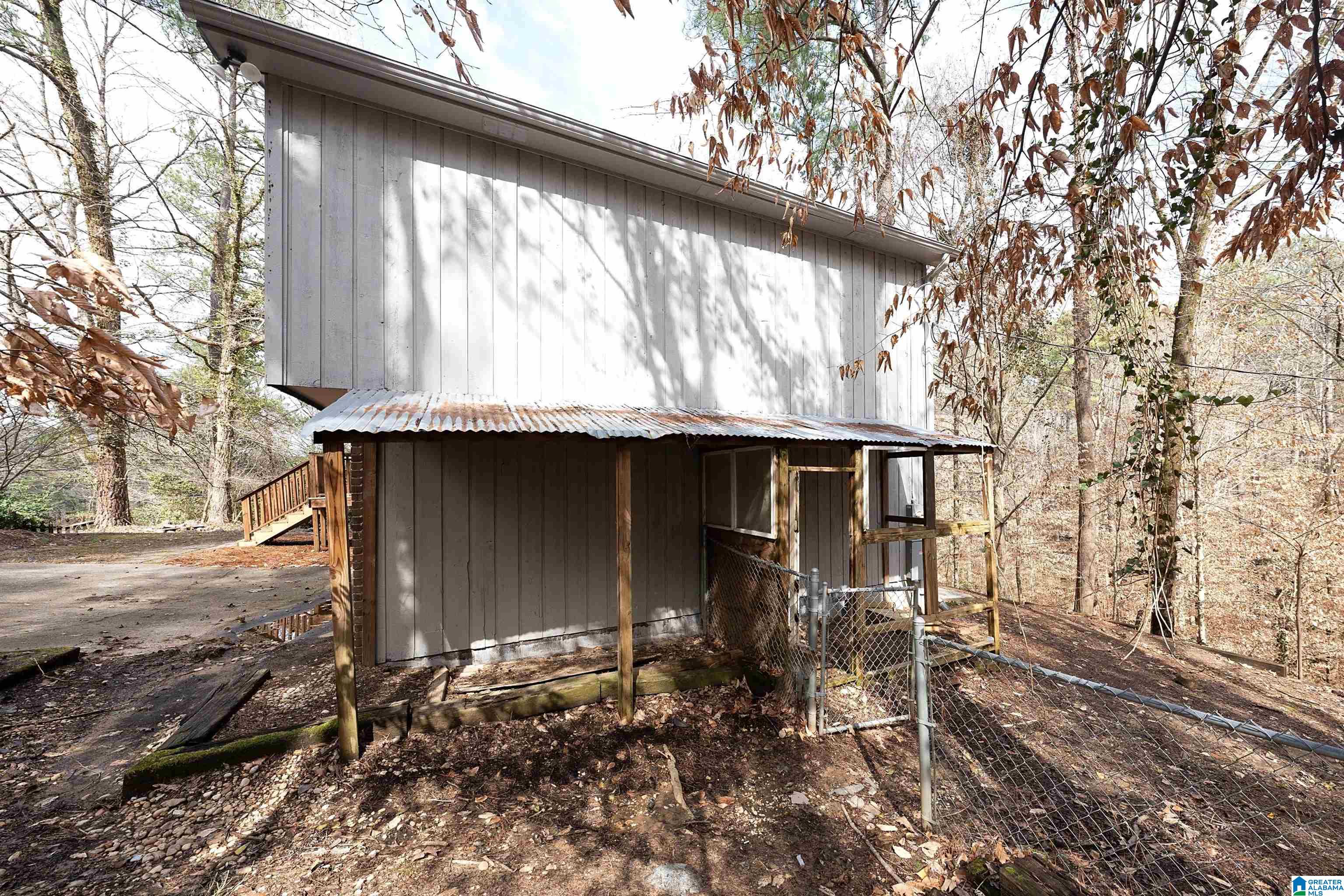 2440 BURGUNDY DRIVE