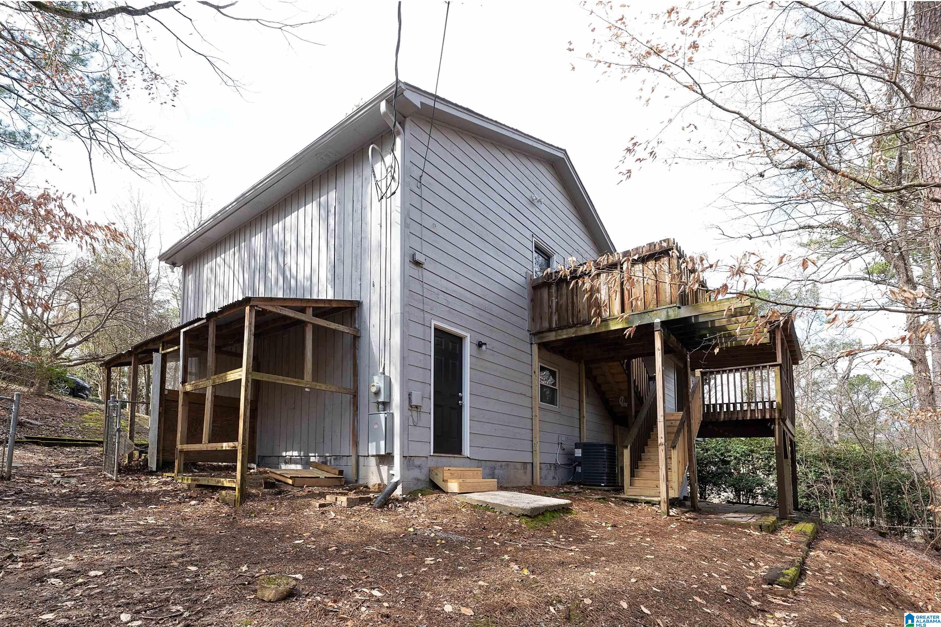 2440 BURGUNDY DRIVE