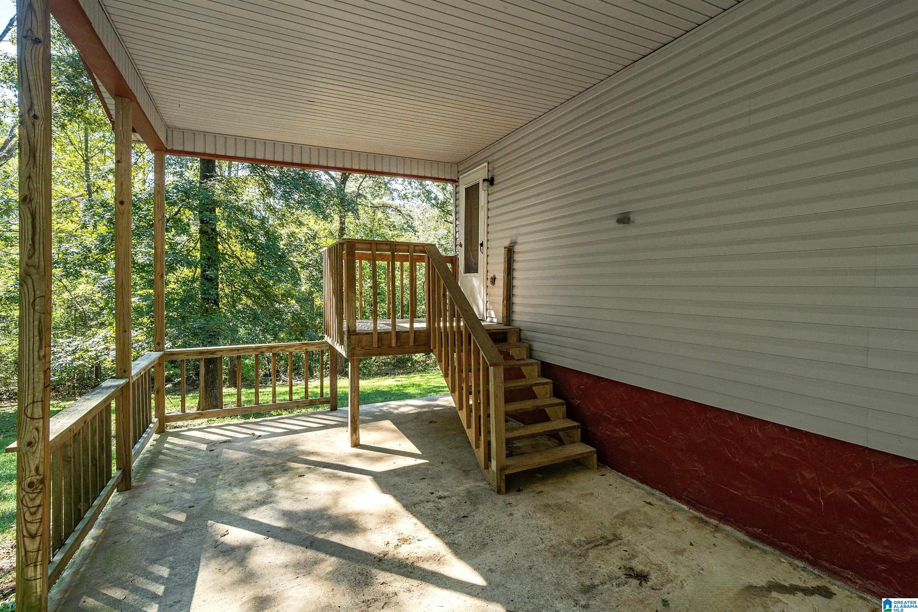 1541 RAINBOW LANE