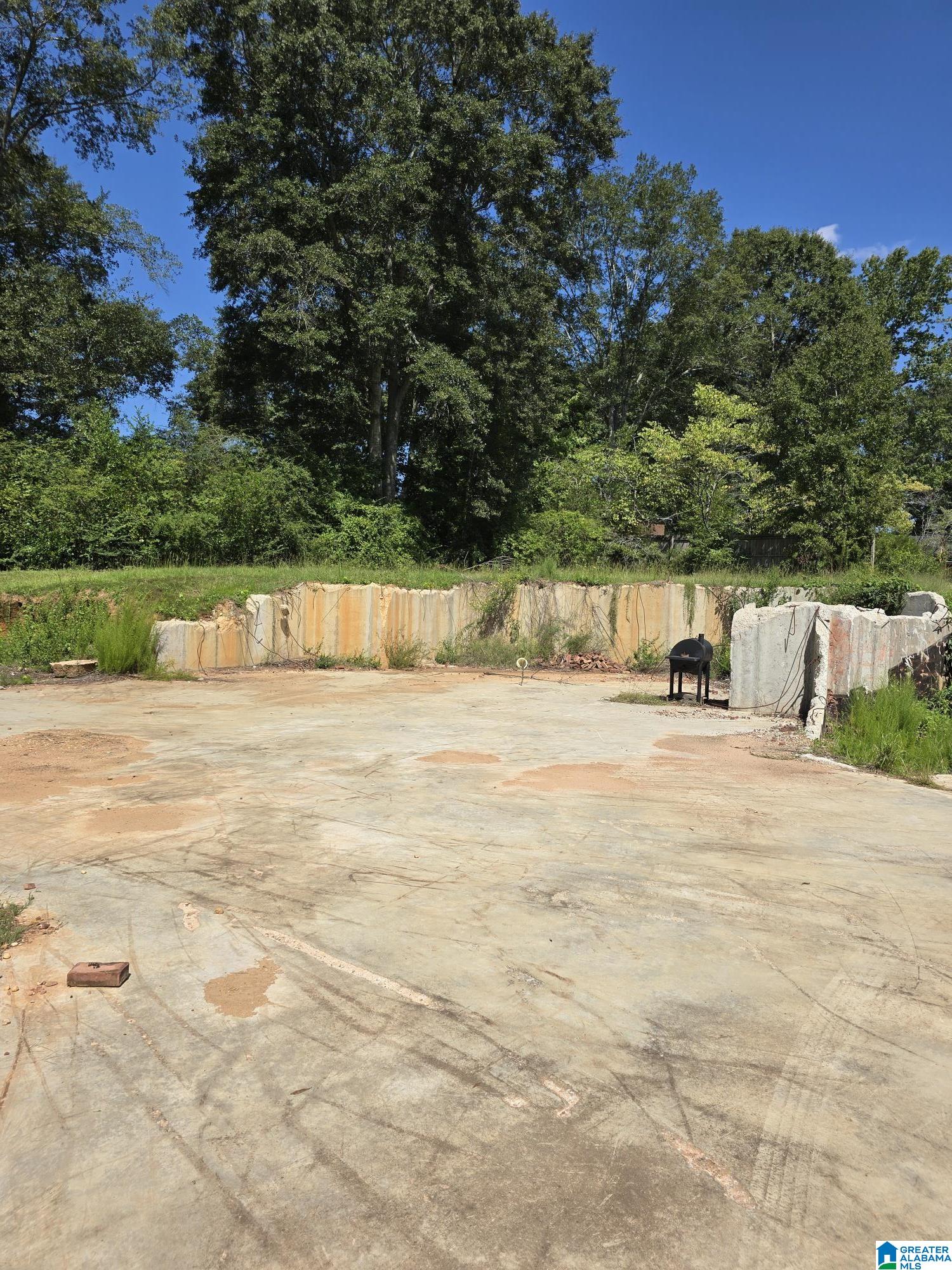 Homes for sale in Clanton, AL | 110 Round Forest Dr, Clanton, AL 35045 | MLS# 21398212