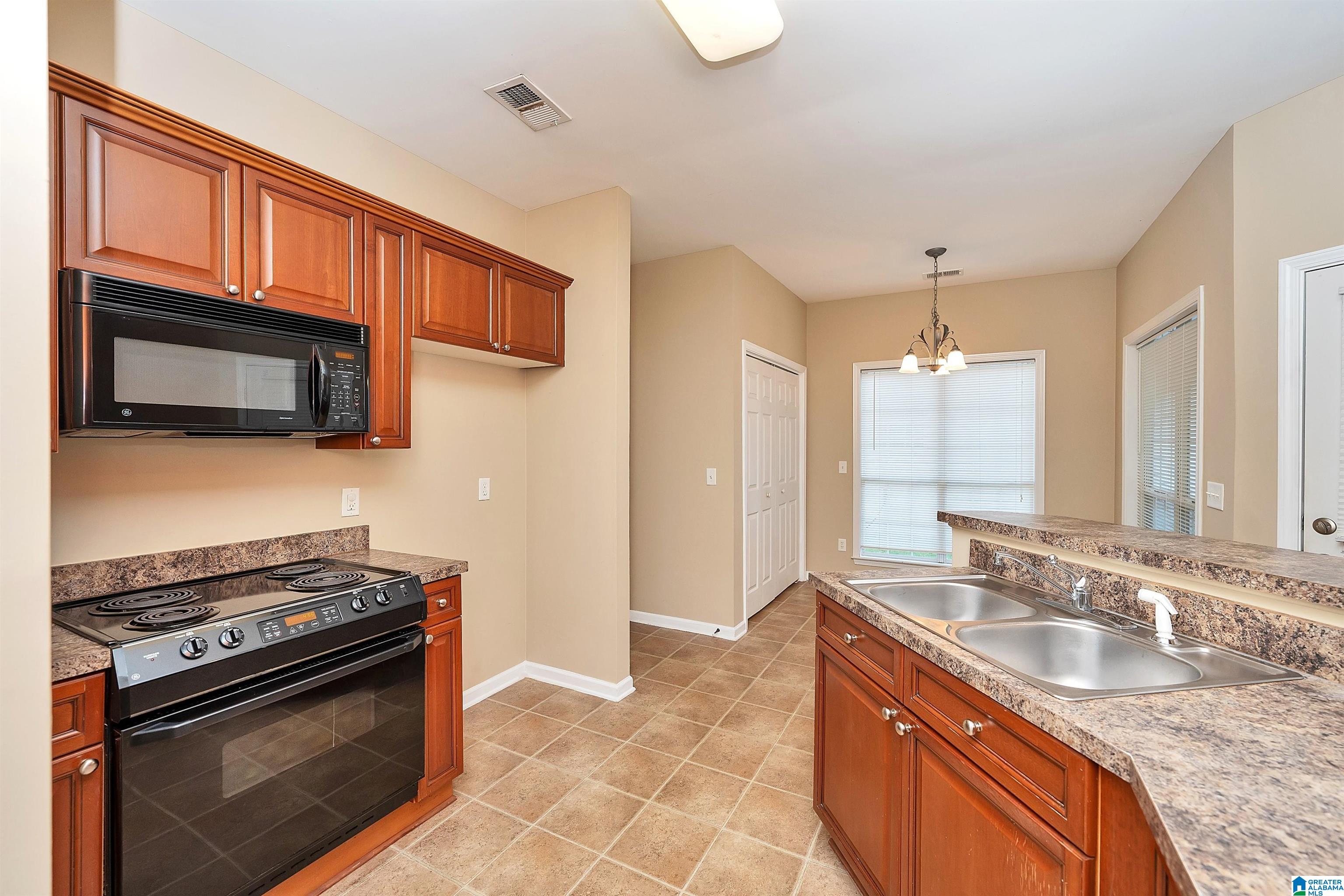 2322 FOREST LAKES LANE