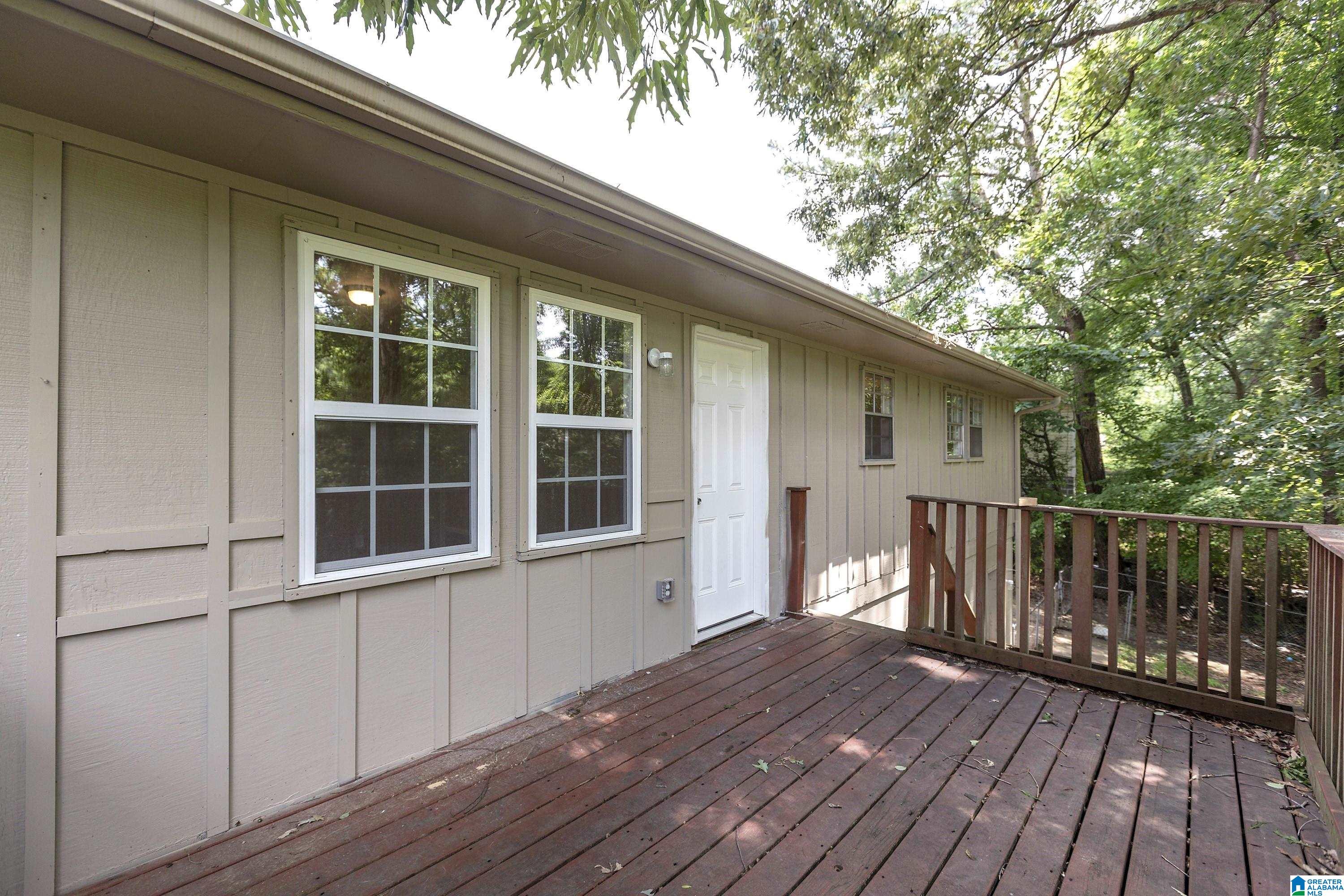 2900 VALLEYVIEW CIRCLE