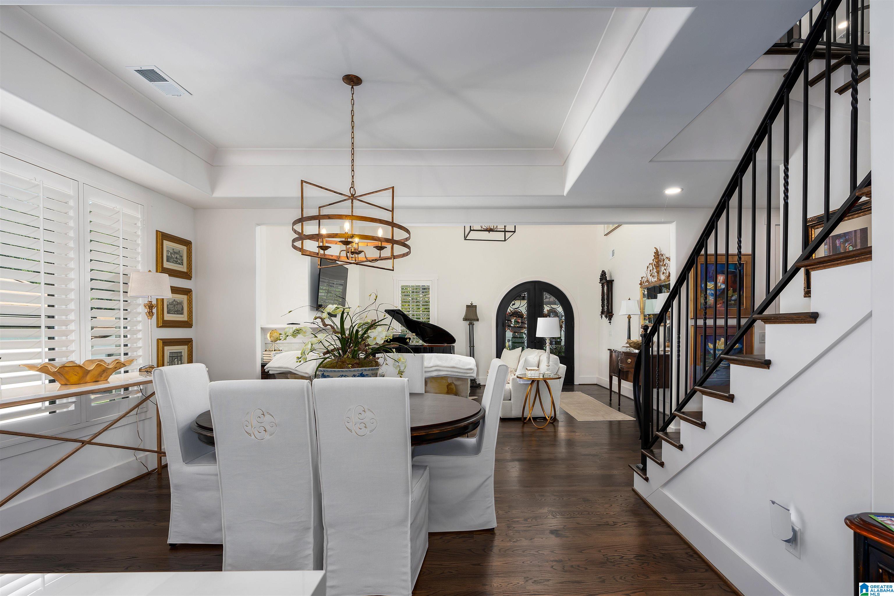 3781 Villa Drive