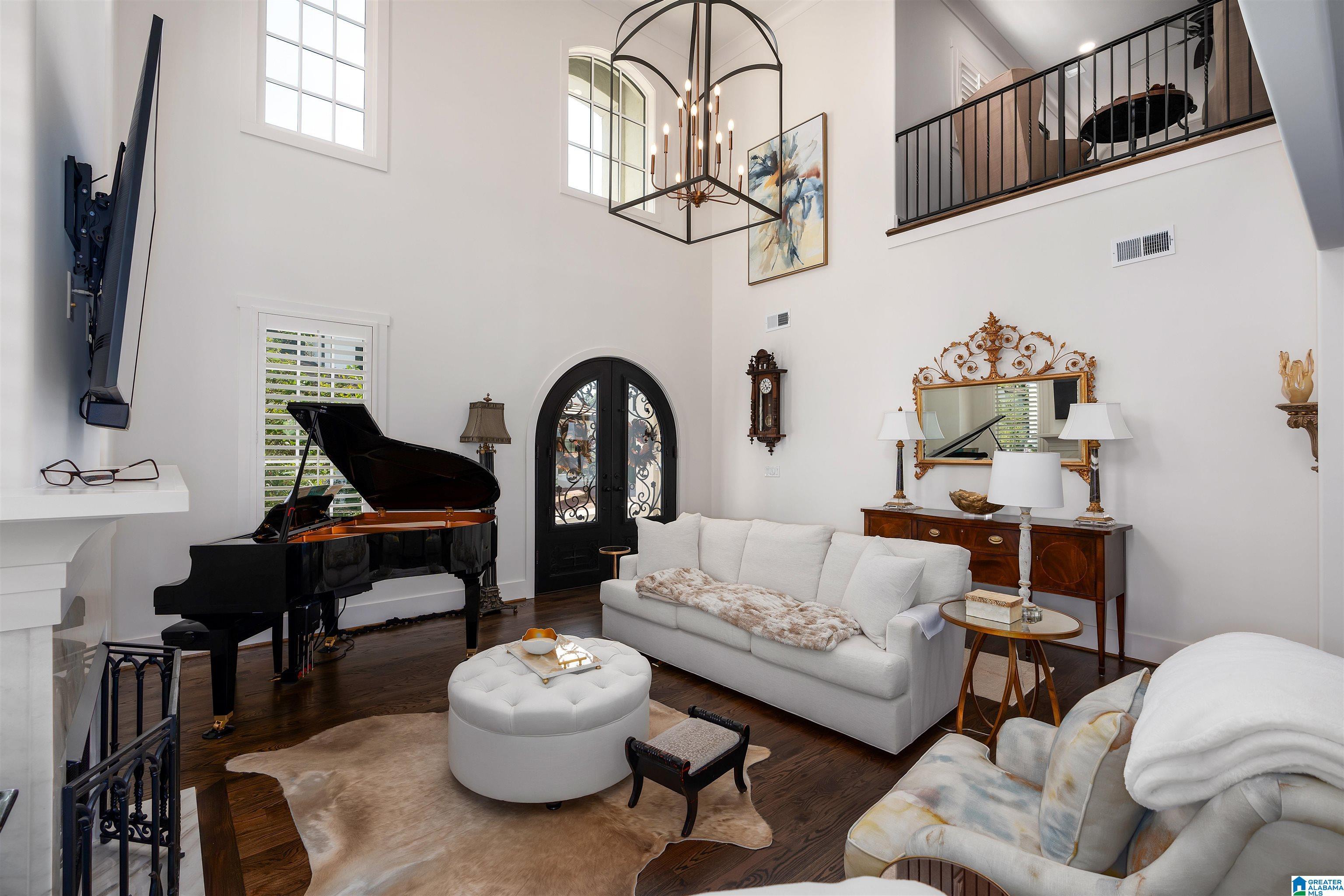 3781 Villa Drive